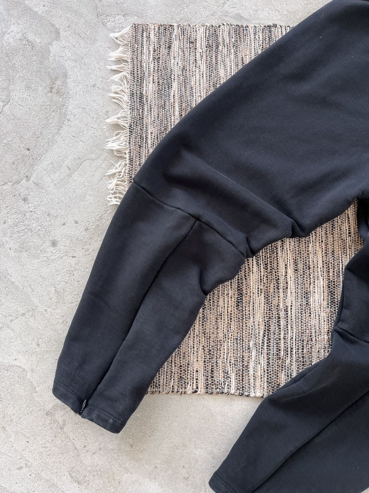 Adidas × Vintage Vintage Adidas Sweatpants Black Y2K Baggy Fit Rare pants Size 32" / US 10 / IT 46 - 11 Thumbnail