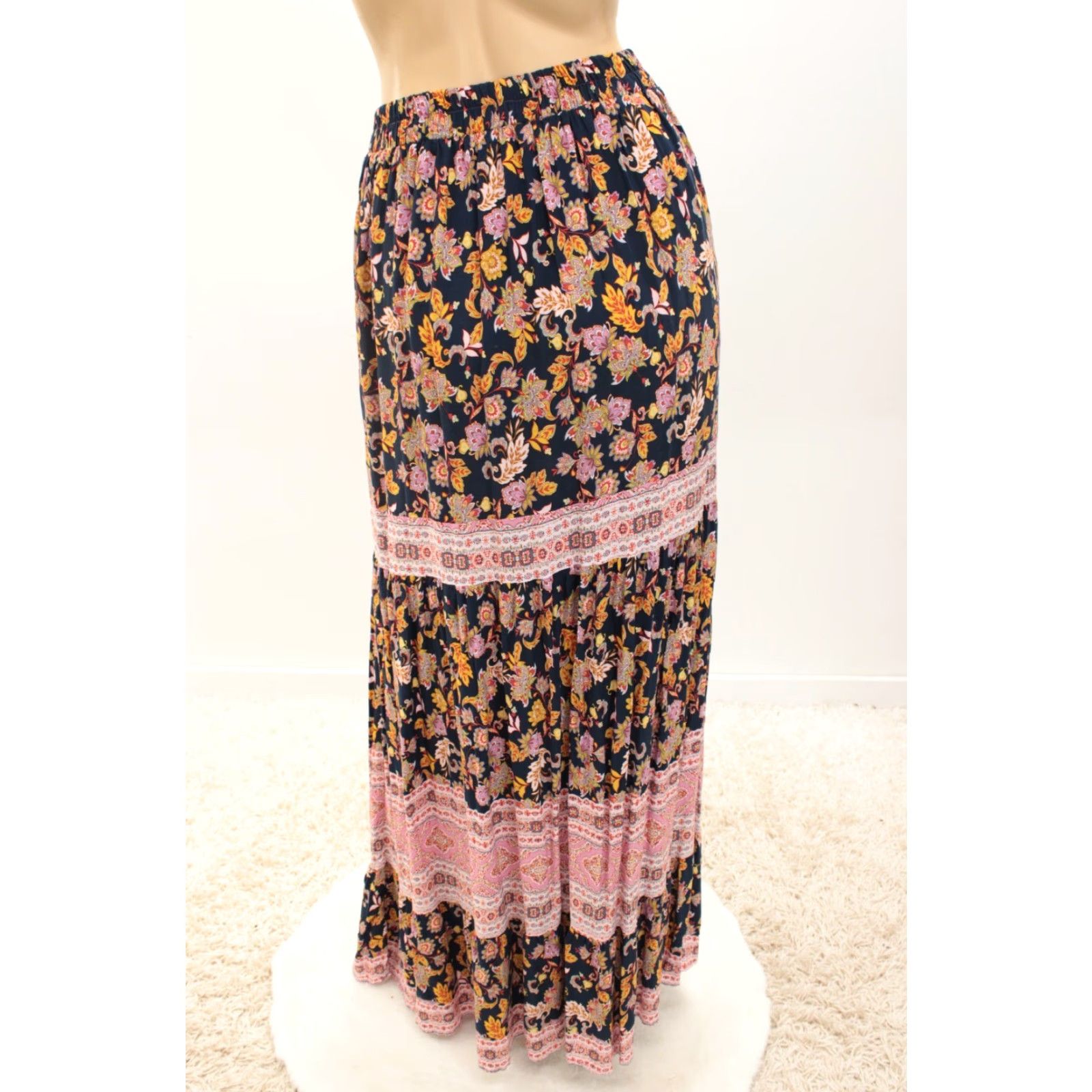 Vintage VINTAGE Ces Femme Boho Pull-On Maxi Skirt Women's S Navy Floral Fairy Cottage Core Skirt Long Bohemian 90s Theme Womens Size 28" / US 6 / IT 42 - 3 Thumbnail