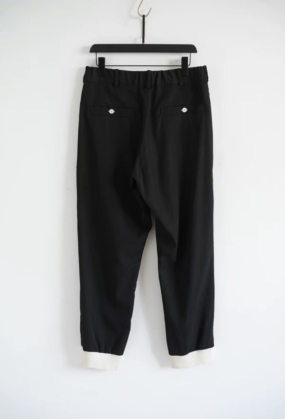 Yohji Yamamoto Yohji Yamamoto 09AW Beast Era White Button Trousers J4 Size US 34 / EU 50 - 2 Thumbnail