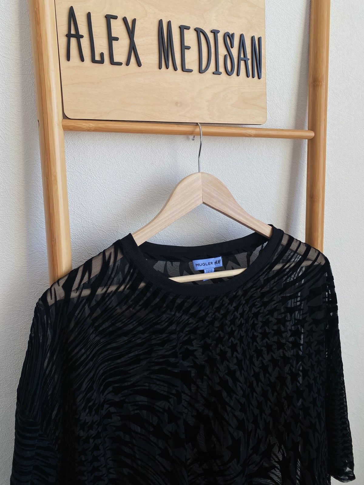 Mugler Mugler x H&M Swirling Star Mesh T-Shirt Size US XXL / EU 58 / 5 - 5 Thumbnail