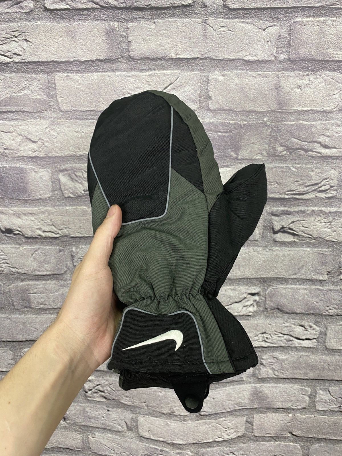 Vintage Vintage very rare gloves Nike acg swoosh y2k original Size ONE SIZE - 5 Thumbnail