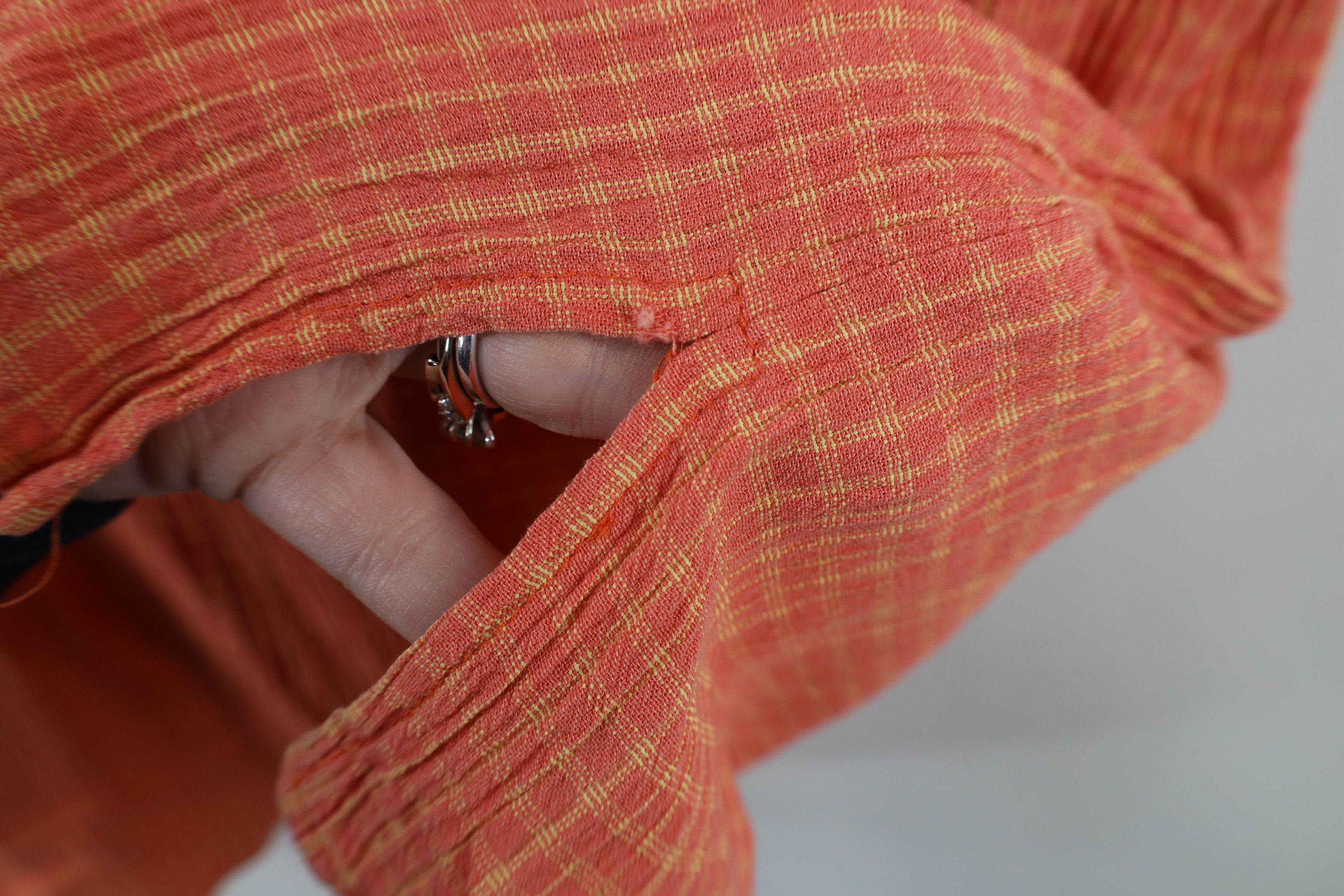 Vintage Vintage 90s Streetwear Rayon Knit Looped Collar Button Shirt Size US L / EU 52-54 / 3 - 6 Thumbnail
