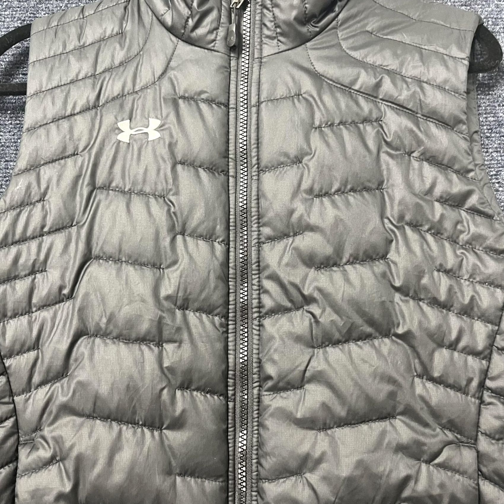 Under Armour Under Armour ColdGear Vest Mens Small Gray Quilted Insulated Full Zip Puffer Vest Size US S / EU 44-46 / 1 - 4 Thumbnail
