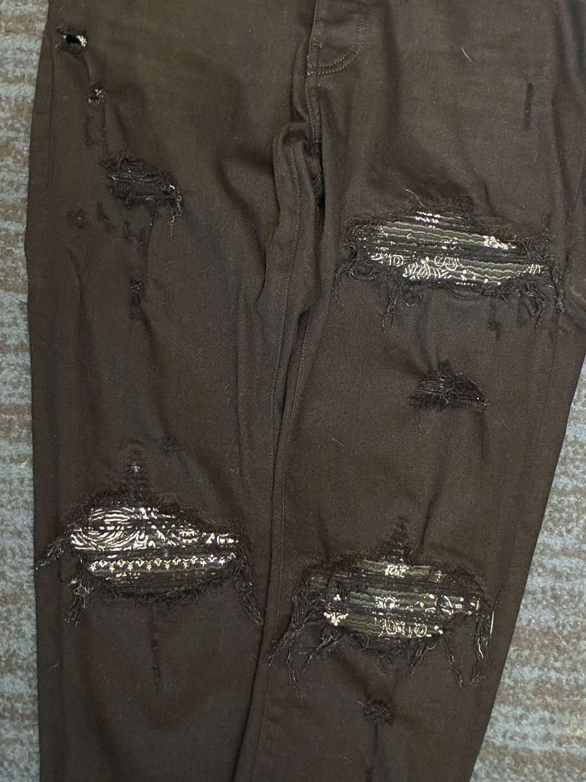 Amiri Amiri MX1 Black Bandana Patch Denim Size US 34 / EU 50 - 2 Thumbnail