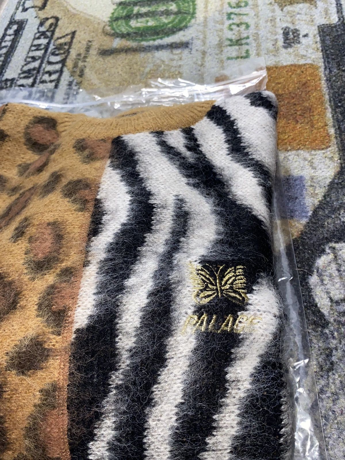 Japanese Brand × Needles × Palace Palace x Needles Hairy Knit Fabric Size US M / EU 48-50 / 2 - 3 Thumbnail