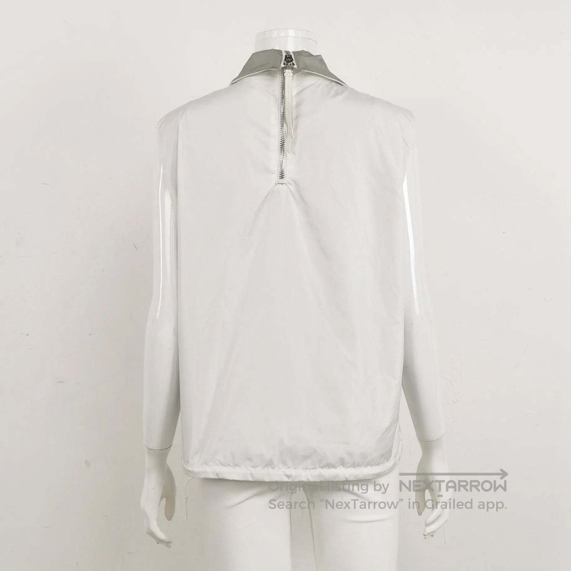 Prada Prada Logo Zip Collar Vest in White . Size S / US 4 / IT 40 - 2 Thumbnail