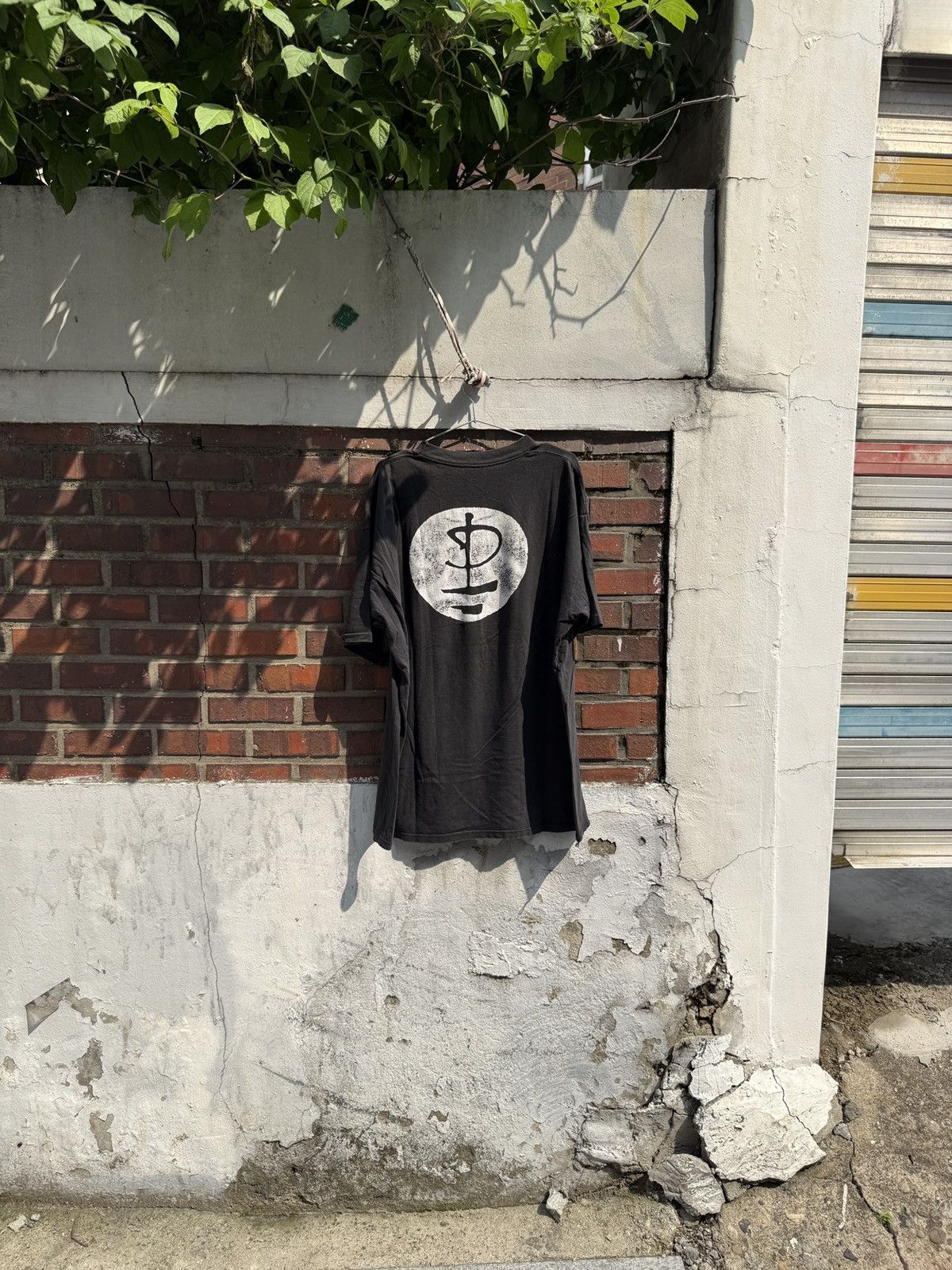 Band Tees × Pink Floyd × Vintage 90s Pink Floyd Division Bell 1994 Brockum T-shirt Size US XXL / EU 58 / 5 - 8 Thumbnail