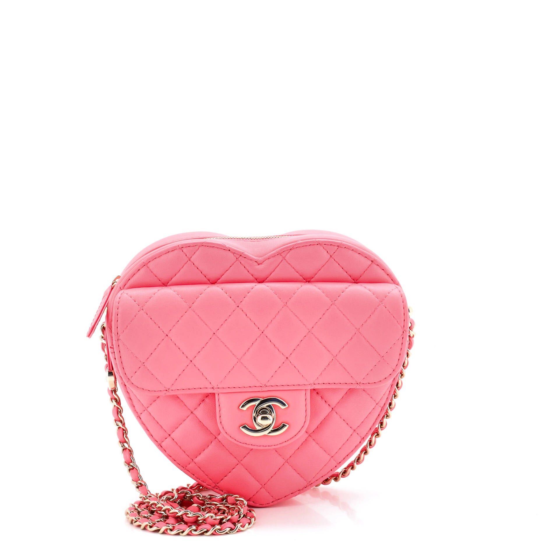 Chanel CC in Love Heart Bag Size ONE SIZE - 1 Thumbnail