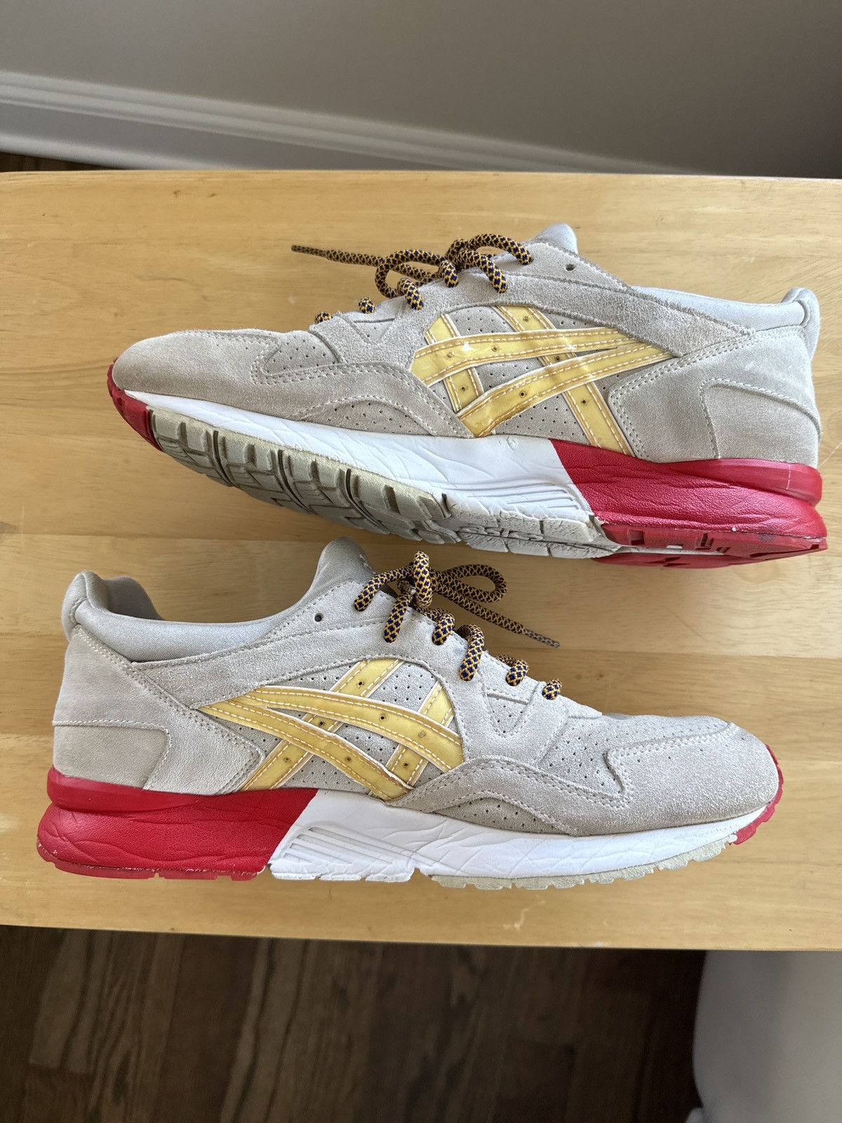 Asics × CNCPTS ASICS GEL Lyte V x Concepts CNCPTS Cream Red 2015 sz10 Size US 10 / EU 43 - 3 Thumbnail