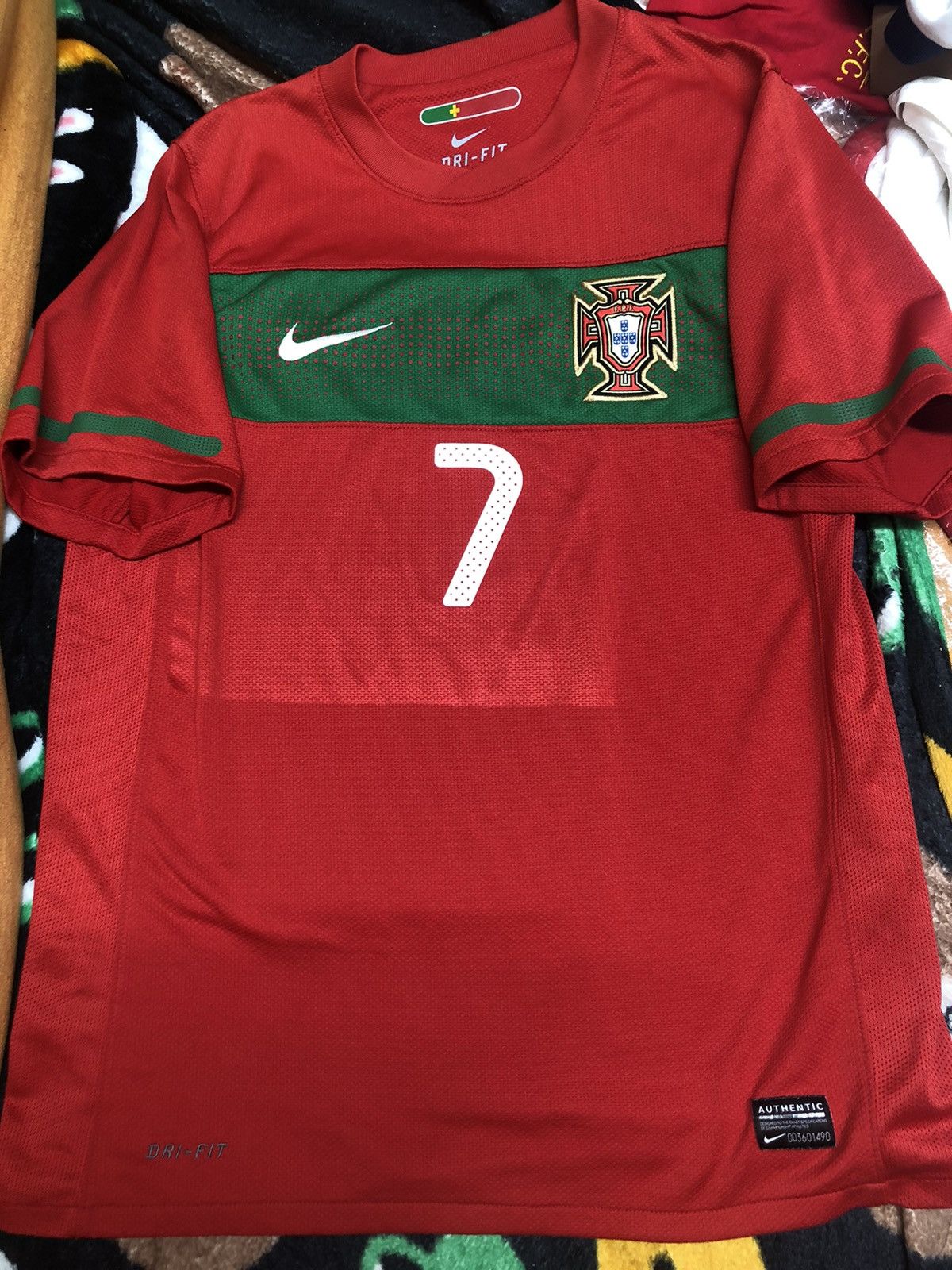 Portugal 10/11 home shirt #7 Ronaldo