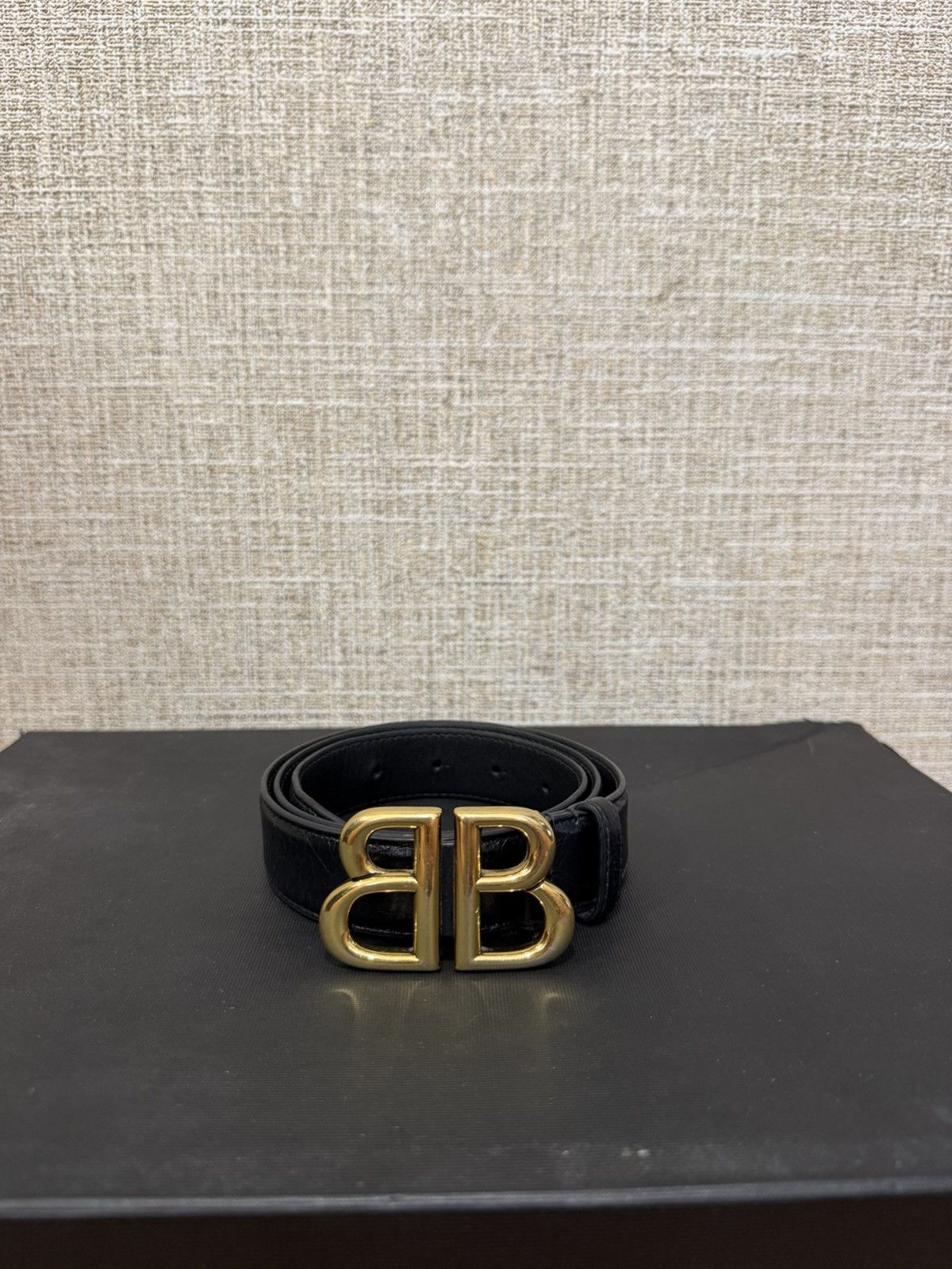 BALENCIAGA BB LOGO-BUCKLE LEATHER BELT