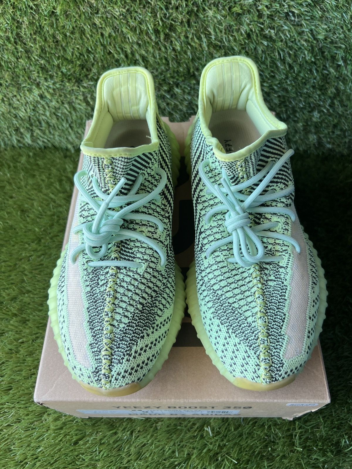 Adidas × Kanye West × Yeezy adidas Yeezy Boost 350 V2 Yeezreel Non-Reflective Size US 10 / EU 43 - 6 Thumbnail