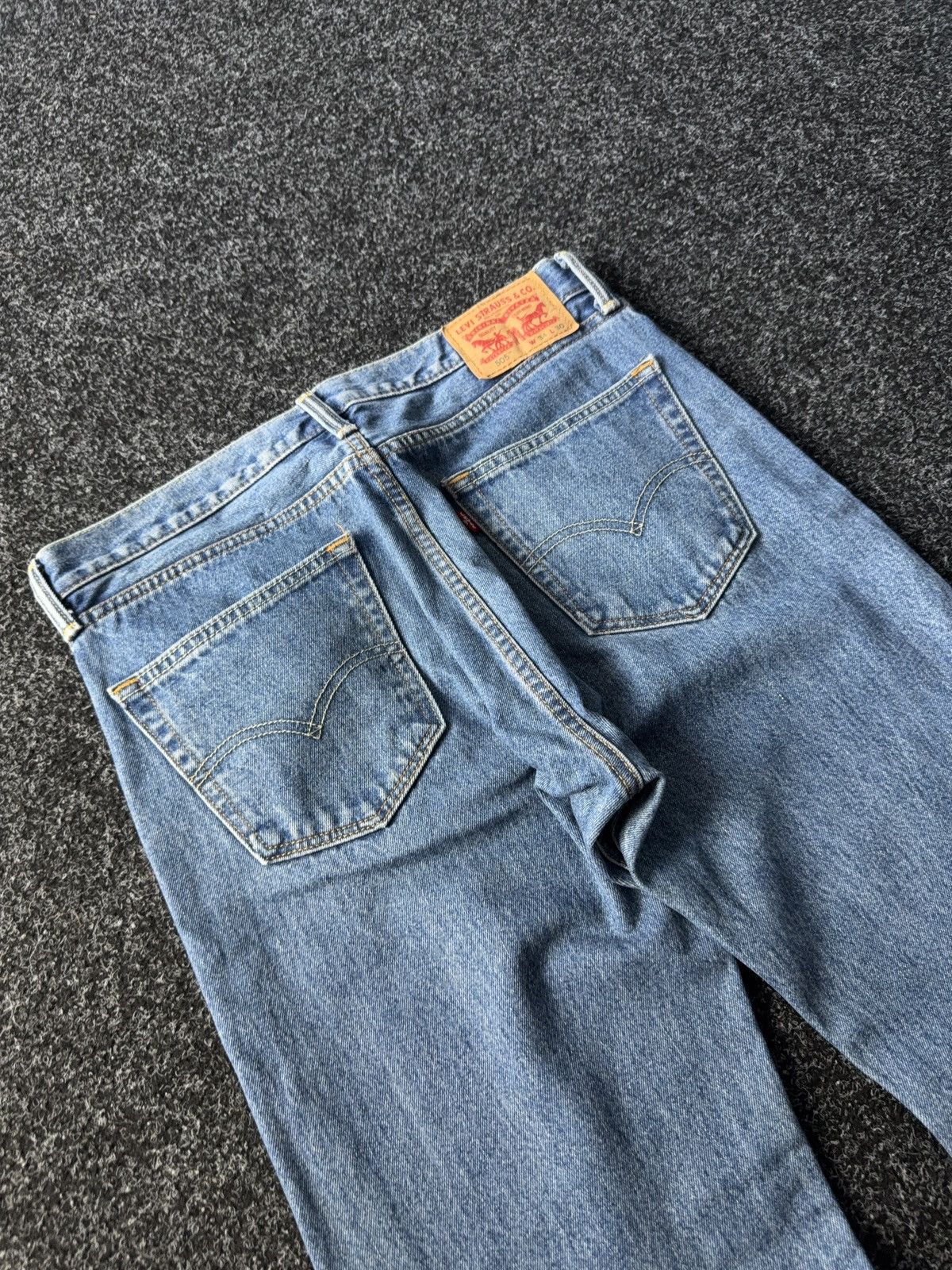 Levi's × Vintage Vintage 00s 505 Levi’s Zip Fly Denim Jeans Size US 34 / EU 50 - 13 Thumbnail