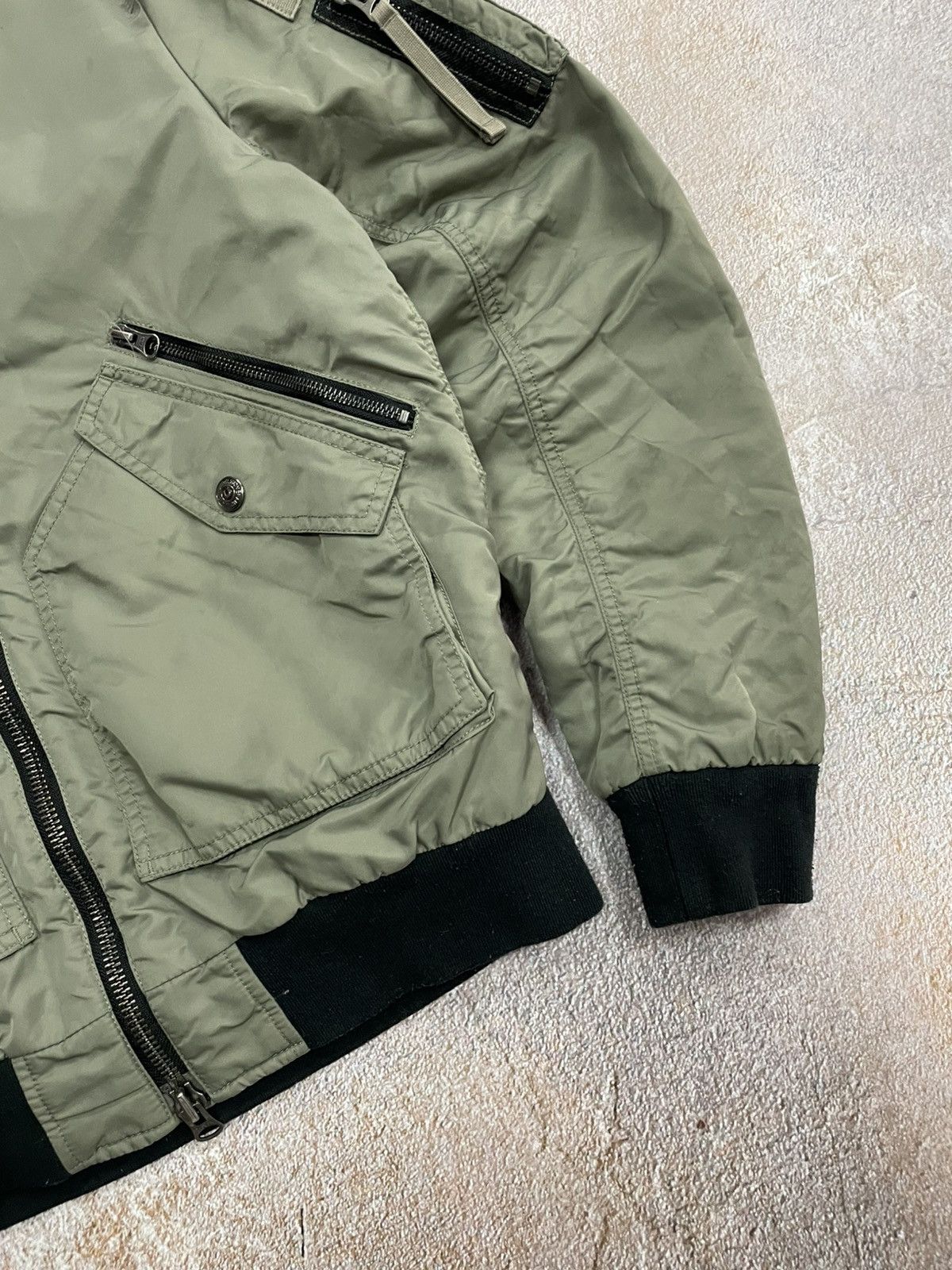 True Religion True Religion Multipocket Cargo Khaki Bomber Size US L / EU 52-54 / 3 - 6 Thumbnail