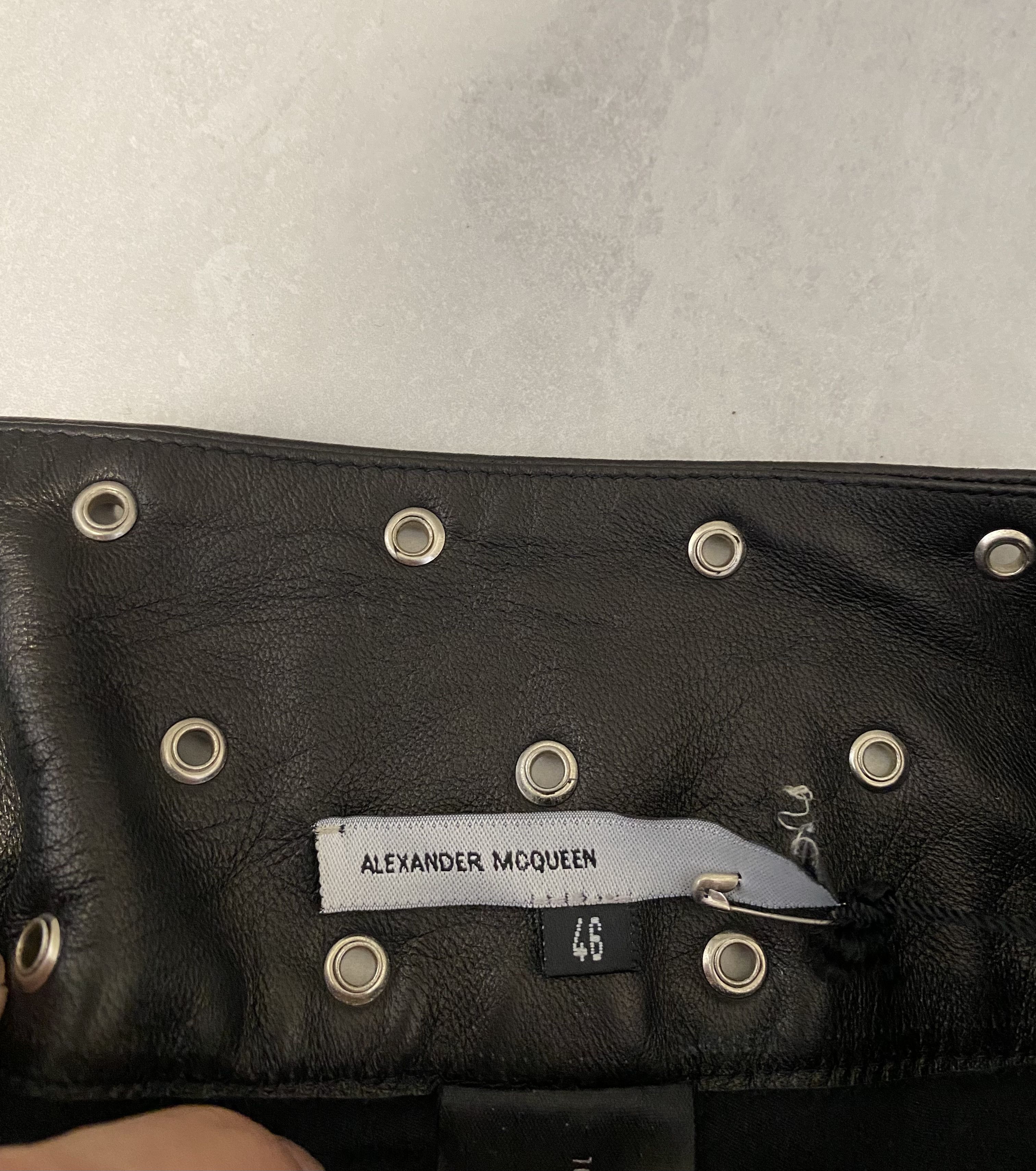 Alexander McQueen Runway Alexander McQueen F/W 1996 Dante wool skirt Size 32" / US 10 / IT 46 - 6 Thumbnail