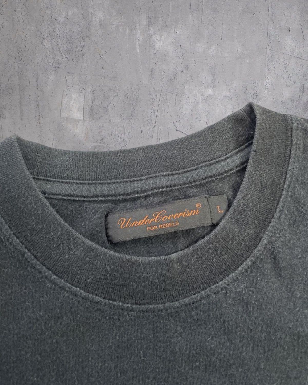 Undercover Undercover upside down cross T-shirt Size US L / EU 52-54 / 3 - 5 Thumbnail