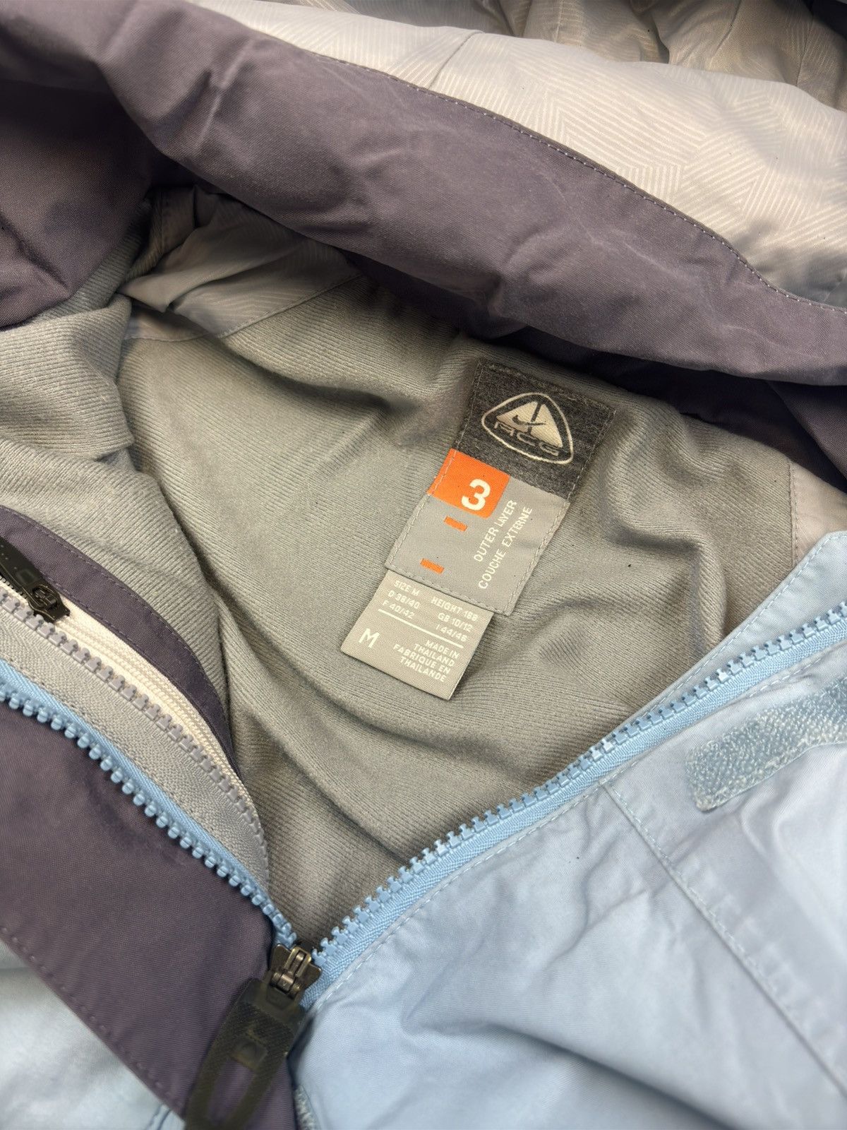 Nike Vintage Nike ACG Winter Jacket Hooded y2k 90s snowboard Size M / US 6-8 / IT 42-44 - 3 Thumbnail