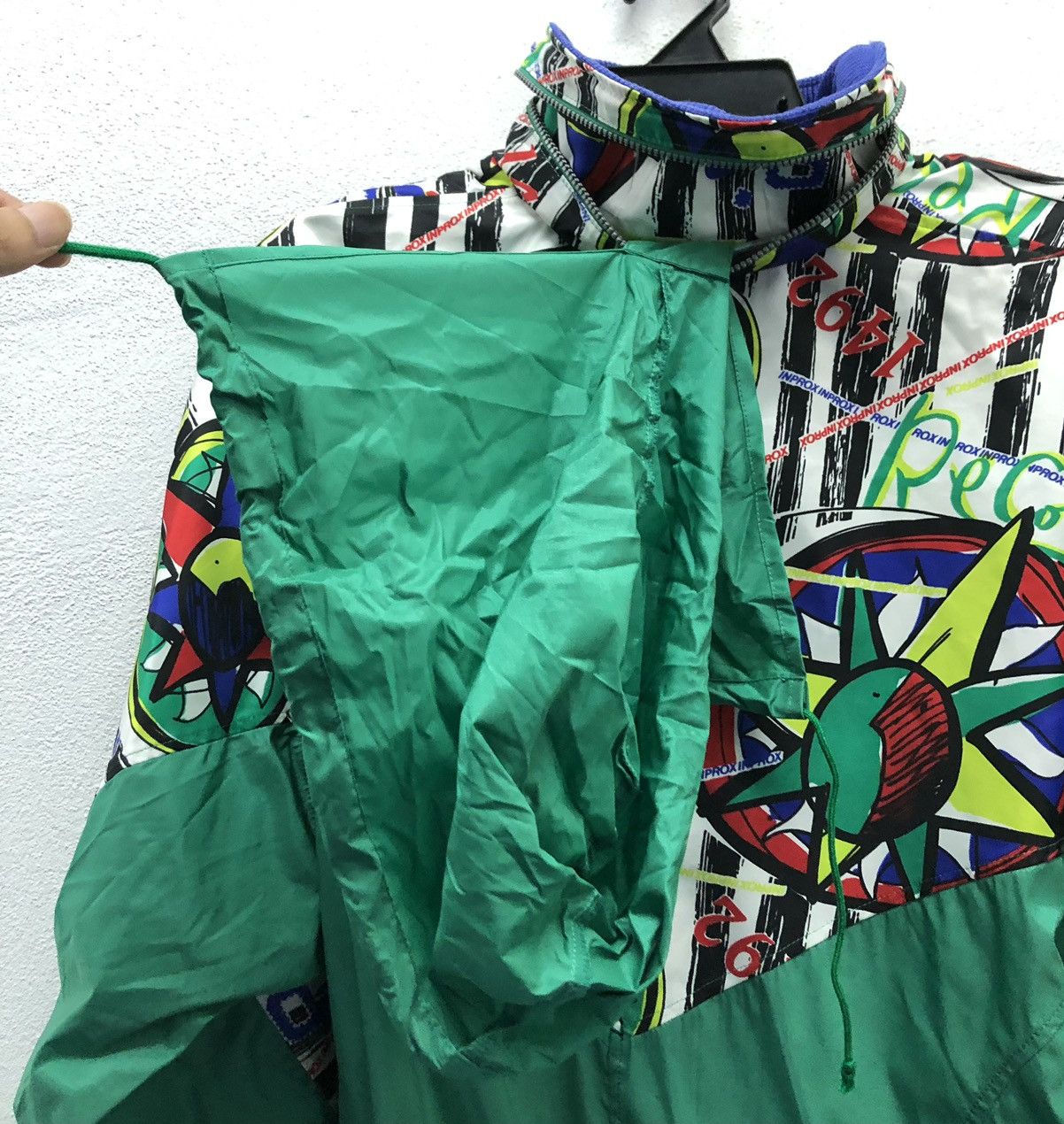 Asics Vintage Asics Abstract Graphic Windbreaker Jacket Made Japan Size US XL / EU 56 / 4 - 6 Thumbnail