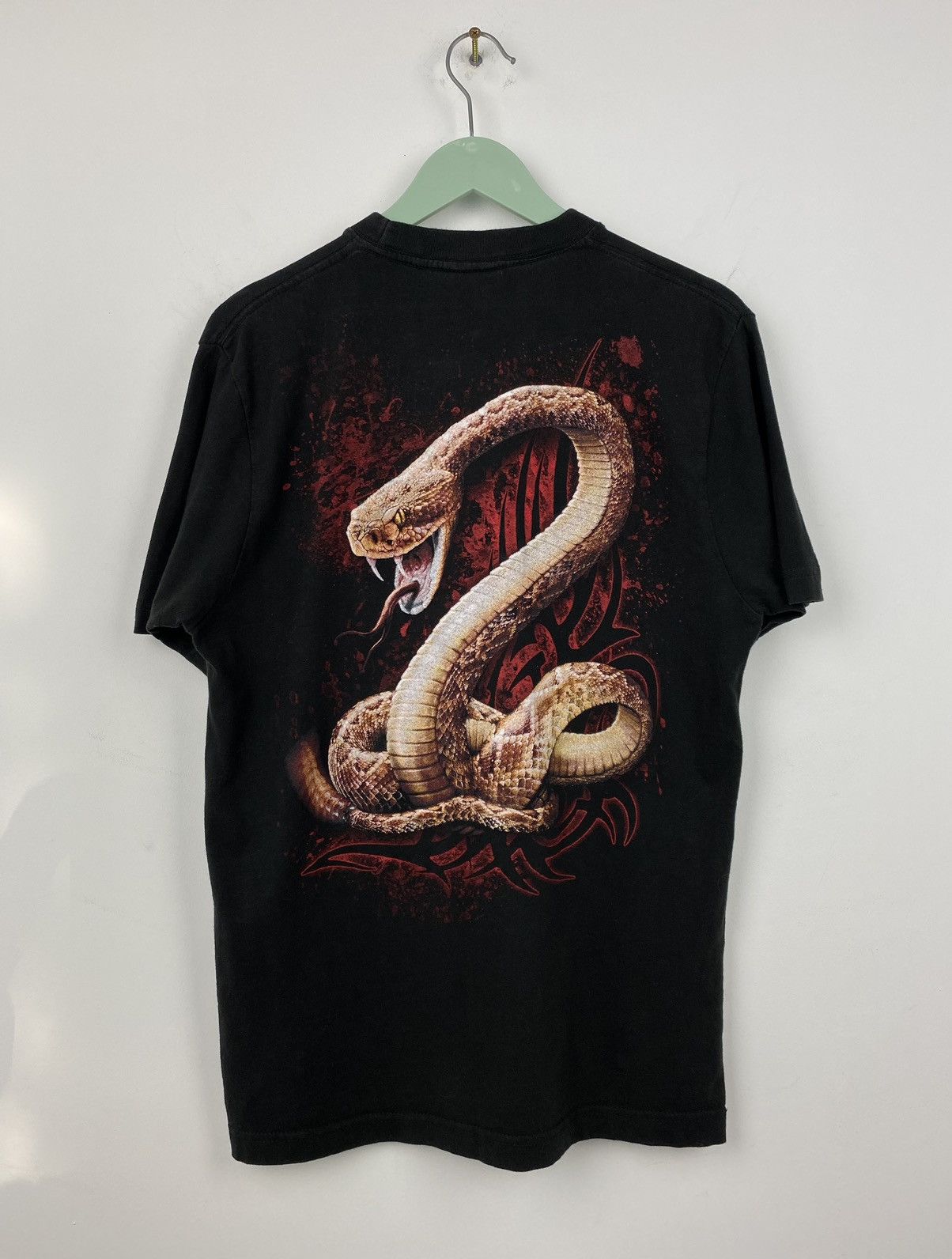 Liquid Blue Vintage Y2K Snake Cobra T Shirt Tee Size US M / EU 48-50 / 2 - 3 Thumbnail