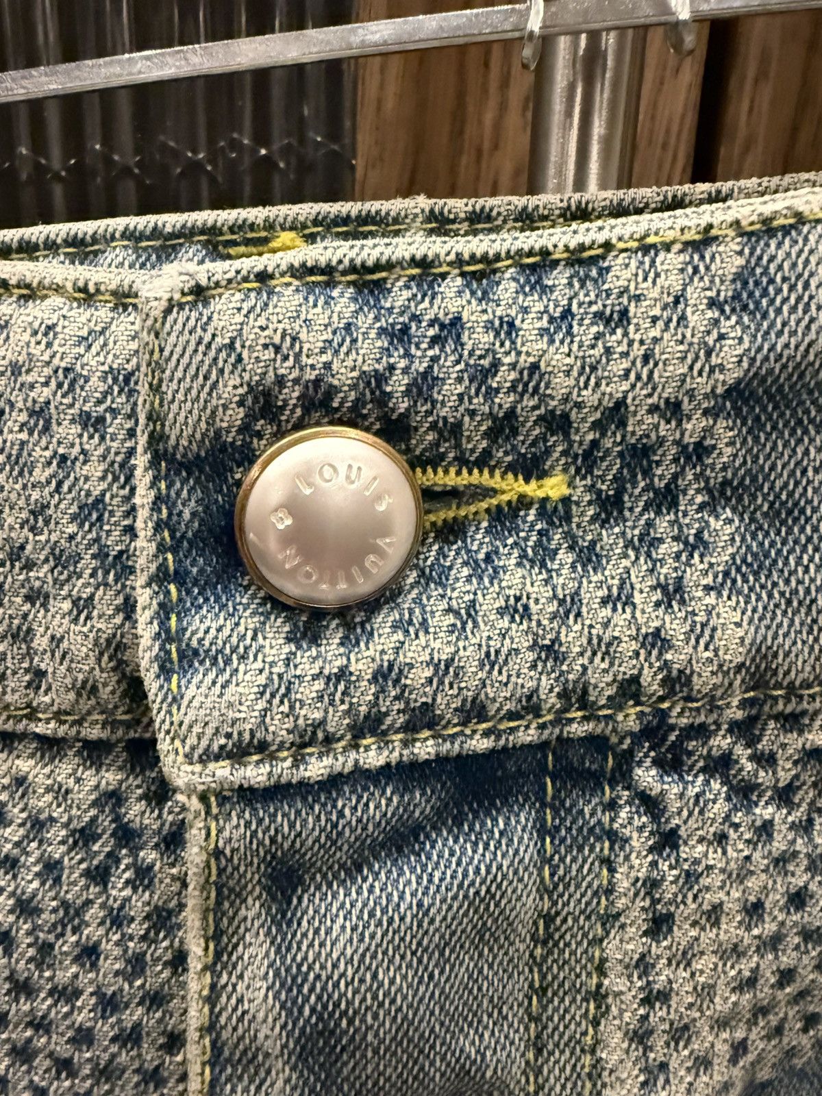 Louis Vuitton Louis Vuitton x Pharrell - 1st Fashion Show denim - 34 Size US 34 / EU 50 - 4 Thumbnail