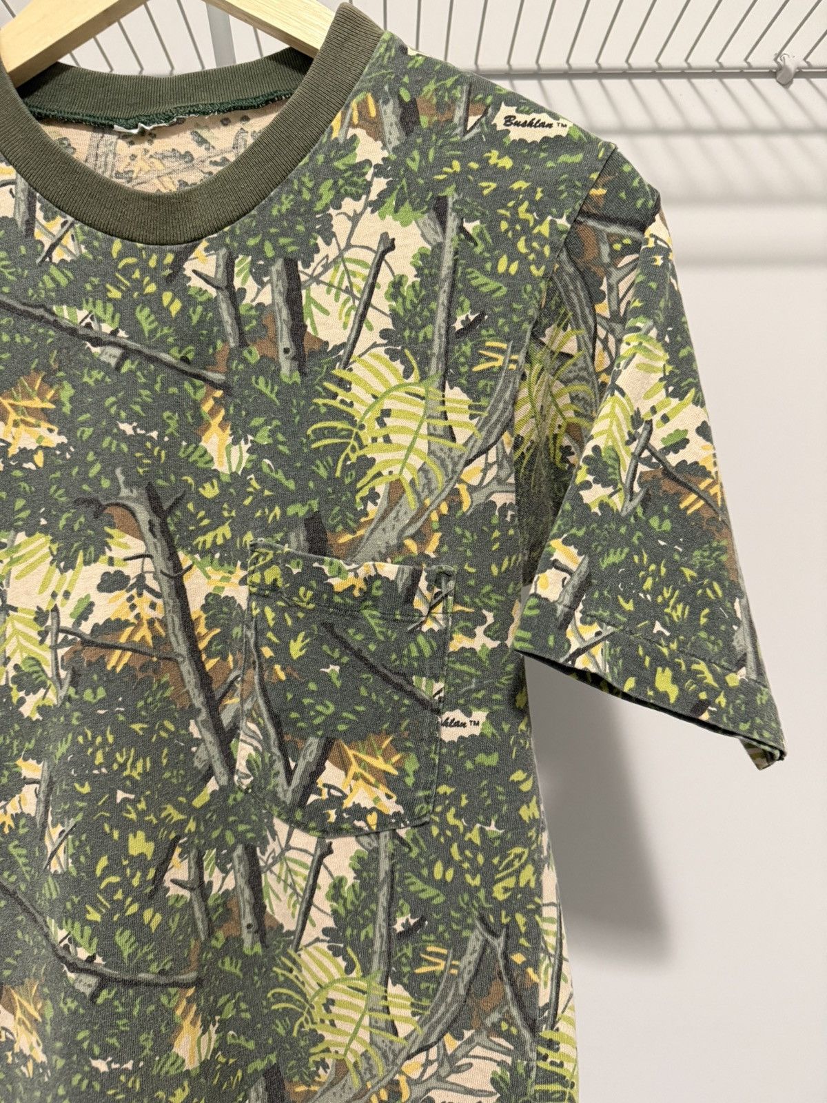 Vintage Vintage 80s Bushlan Jungle Camo Tee Size US XS / EU 42 / 0 - 3 Thumbnail