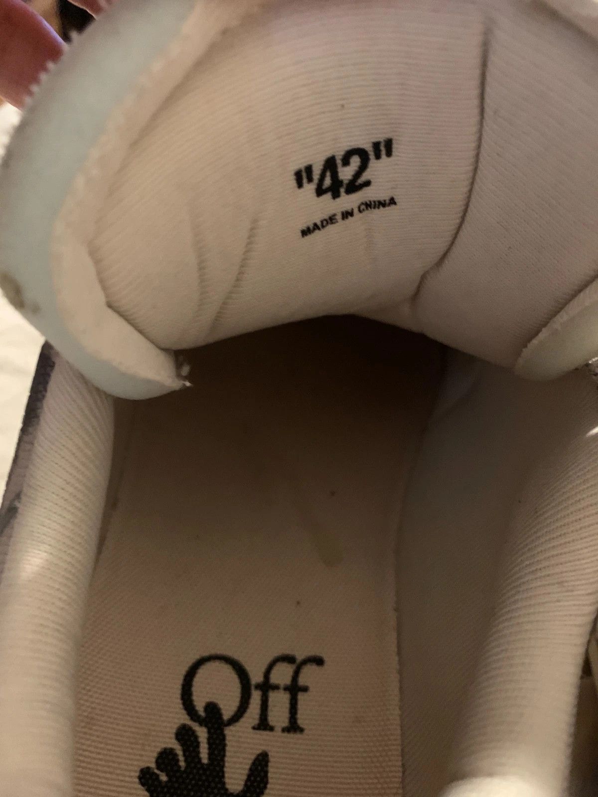 Off-White Off-White ODSY-1000 Beige Sneakers Size US 9.5 / EU 42-43 - 5 Thumbnail