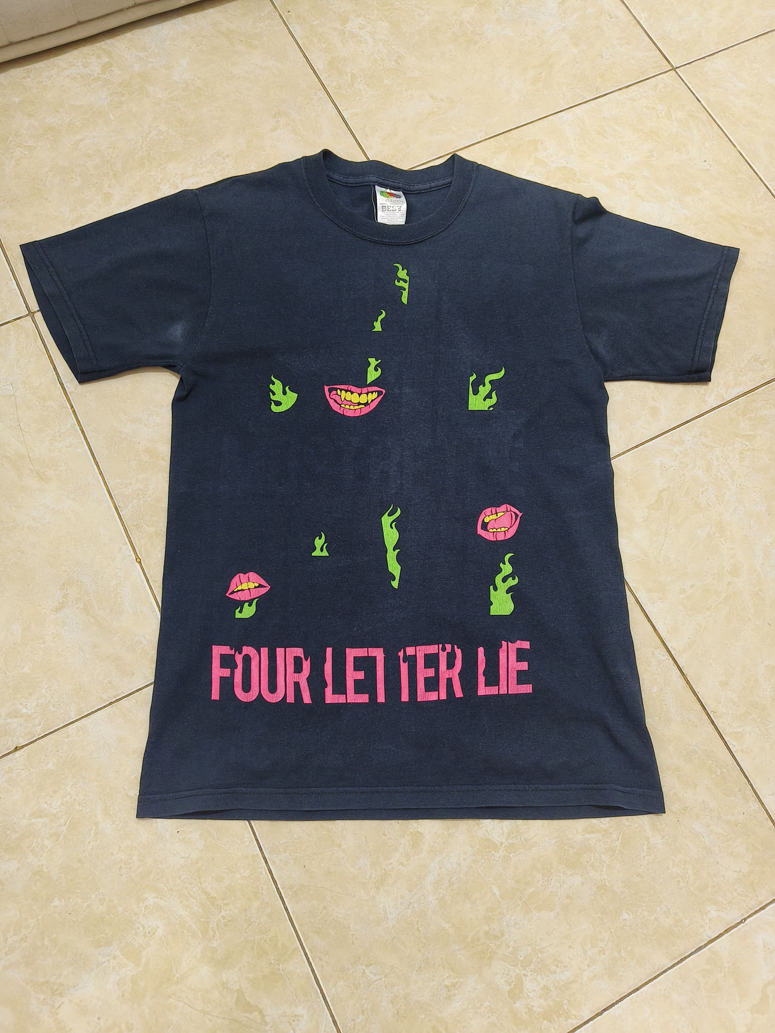 Band Tees Four letter lie emo scene Size US S / EU 44-46 / 1 - 1 Thumbnail