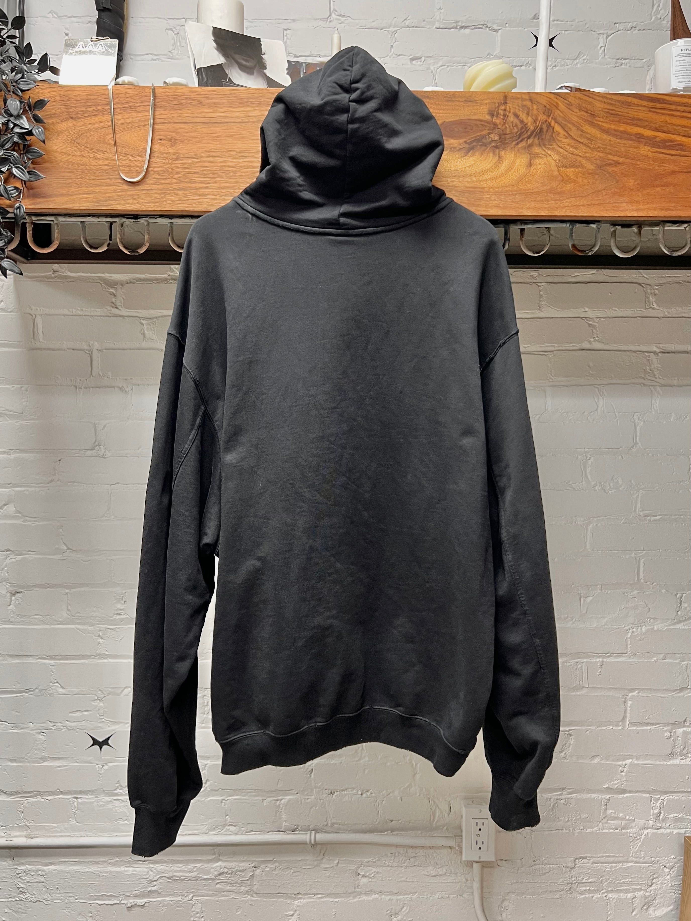 Balenciaga 2022 Balenciaga Distressed Logo Black Pullover Hoodie Size US S / EU 44-46 / 1 - 4 Thumbnail