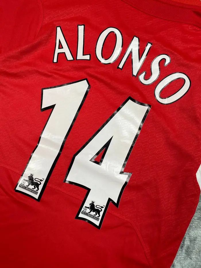 Reebok Liverpool Champions League Final 2005 Alonso Shirt Jersey Size US S / EU 44-46 / 1 - 10 Thumbnail