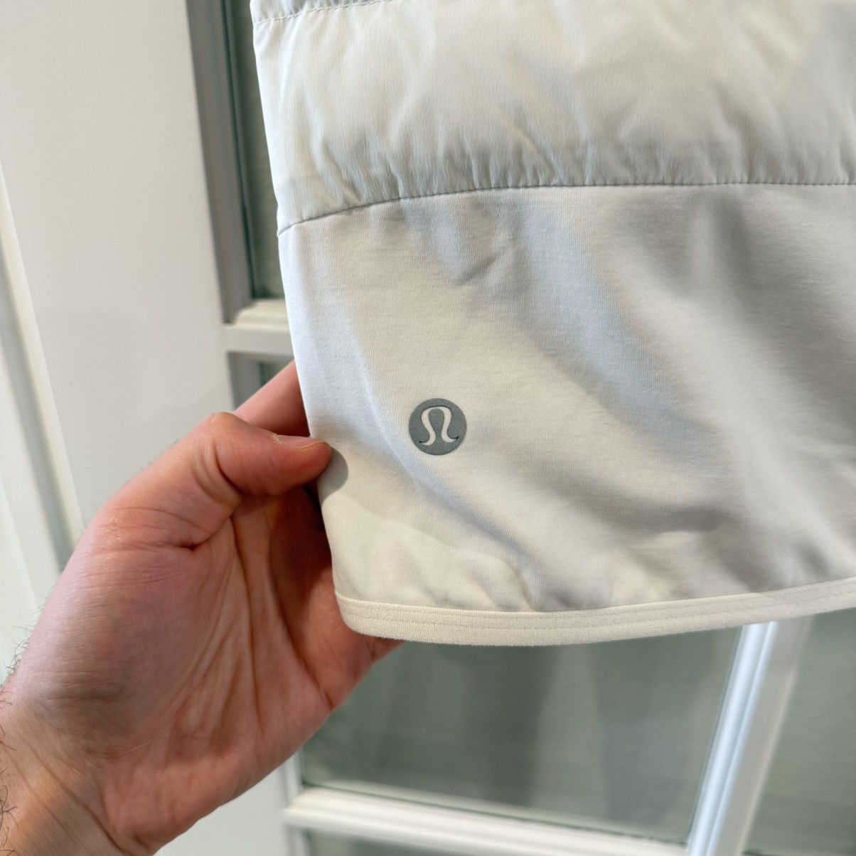 Lululemon Lululemon Men’s Down for It All Vest Vapor/White Size Small Size US S / EU 44-46 / 1 - 12 Thumbnail