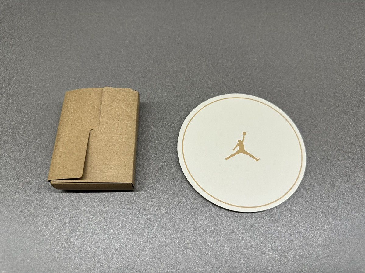 Jordan Brand Jordan 1 Retro High OG Latte Women’s Size US 6.5 / IT 36.5 - 12 Thumbnail
