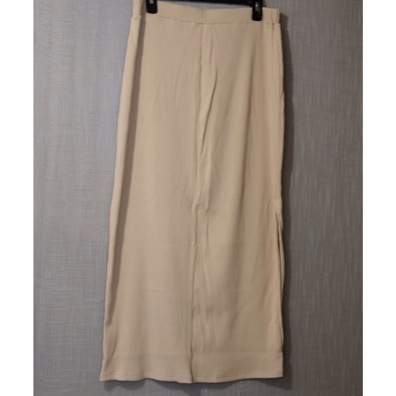 Old Navy Old Navy Maxi Skirt Women's L Beige Rib-Knit High-Waisted Side Slits Maxi Skirt Long 37" Knit Cotton Polyester Spandex Casual Party/Cocktail Travel Size 36" / US 14 / IT 50 - 4 Thumbnail