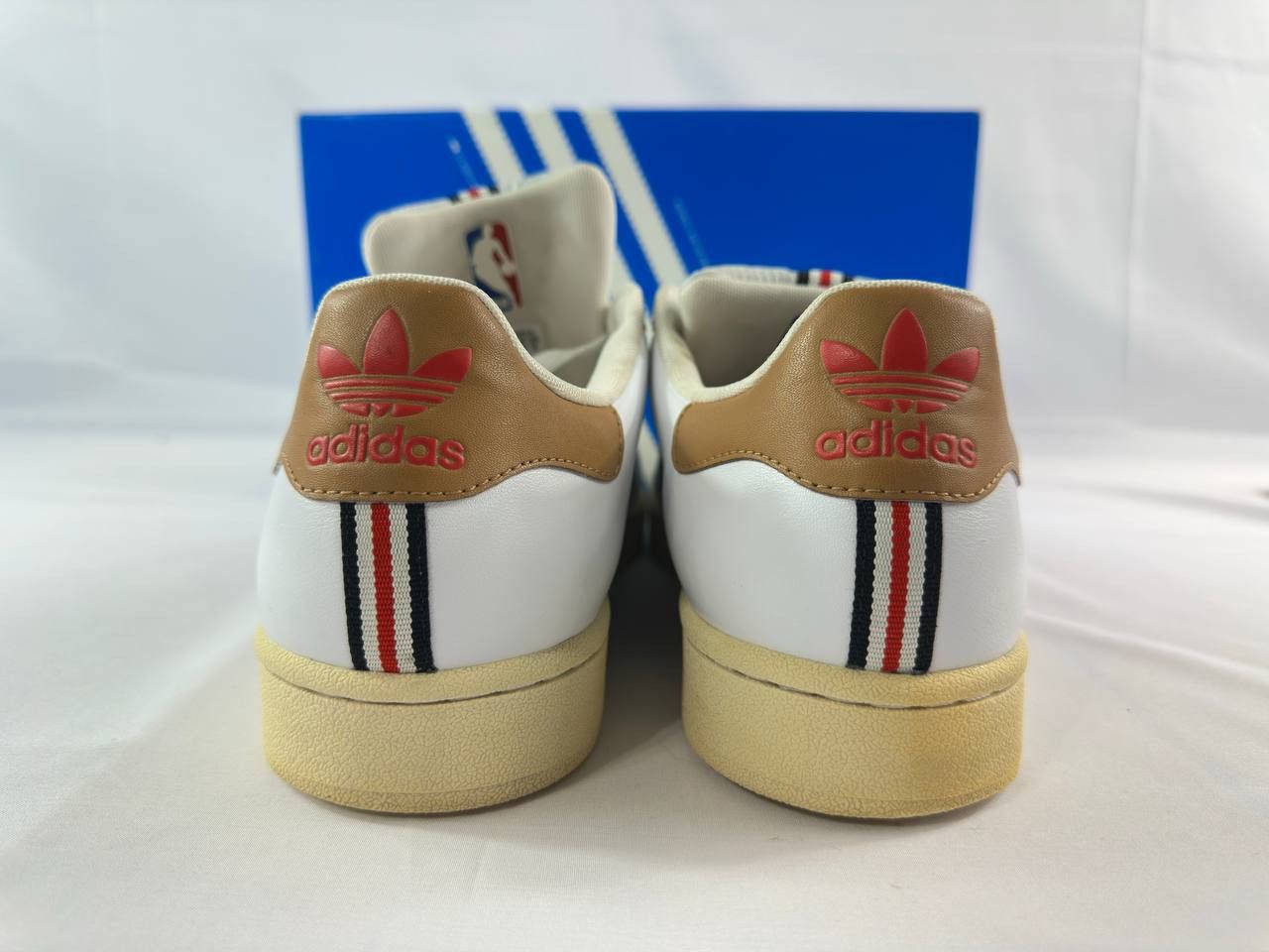 Adidas adidas Superstar 2 NBA 2010 Sneakers Size US 11 / EU 44 - 7 Thumbnail