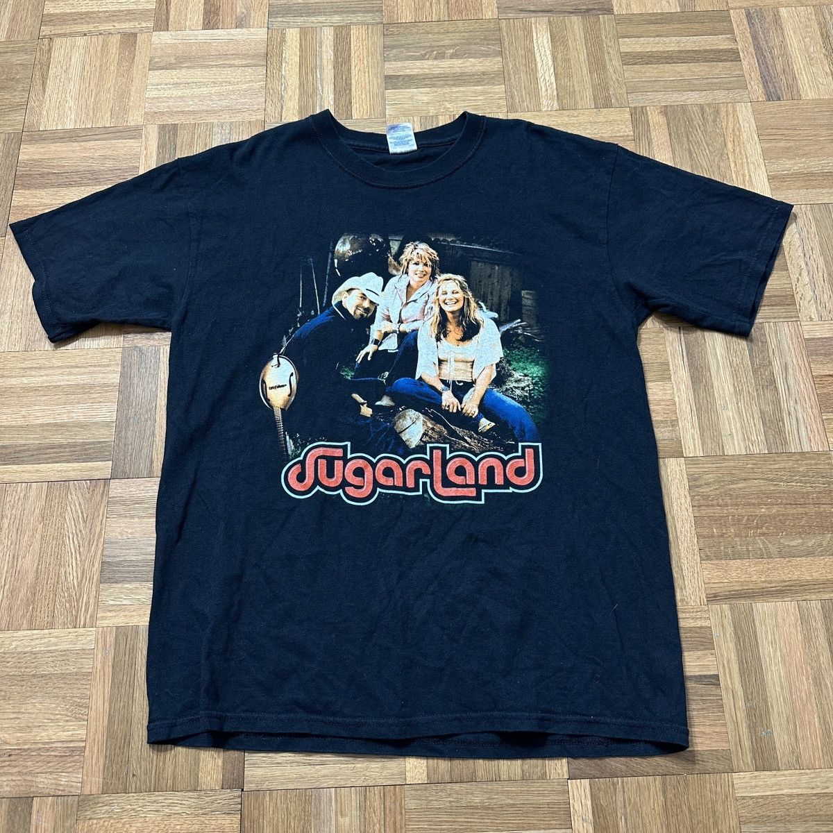 Gildan Vintage Sugarland tee Size US L / EU 52-54 / 3 - 1 Thumbnail