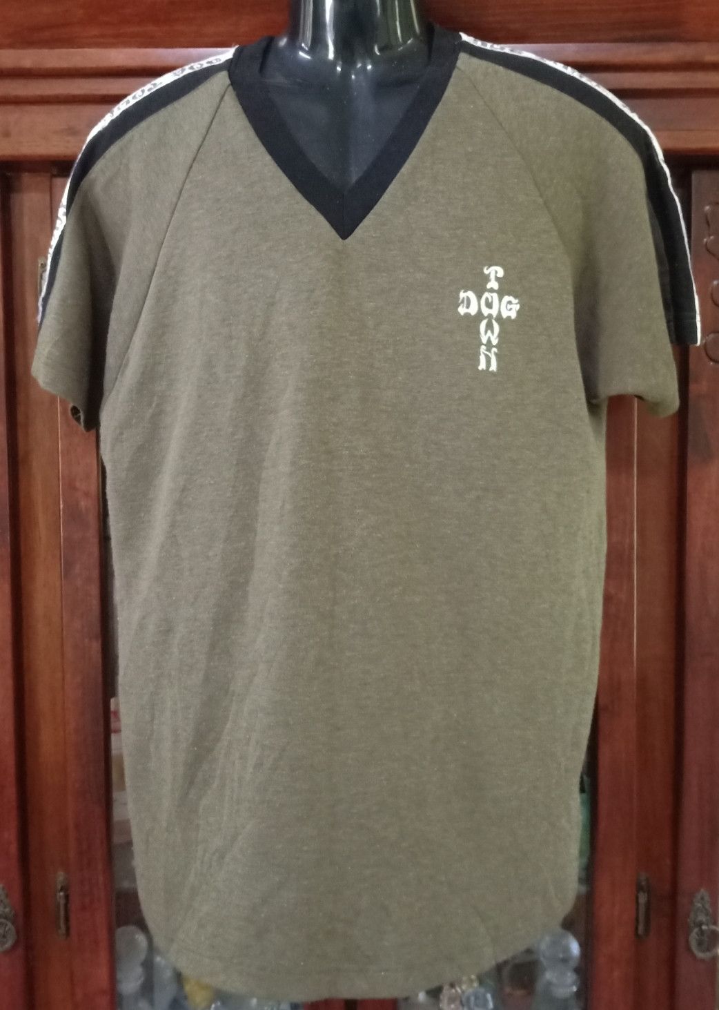Dogtown DogTown V Neck T-shirt Size US L / EU 52-54 / 3 - 2 Thumbnail