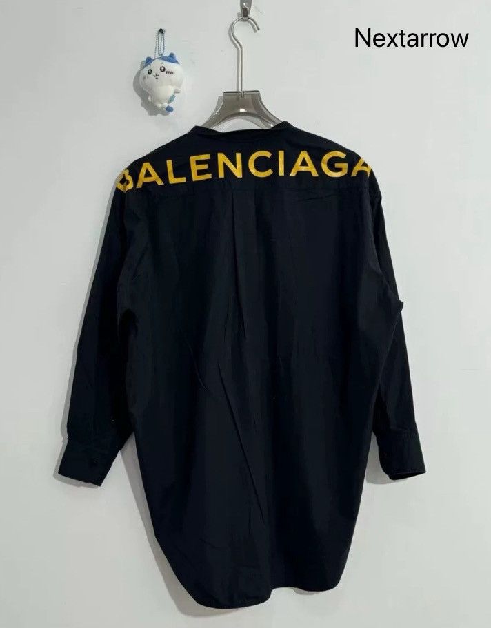 Balenciaga Balenciaga back logo shirt2412-Nextarrow Size US M / EU 48-50 / 2 - 2 Thumbnail