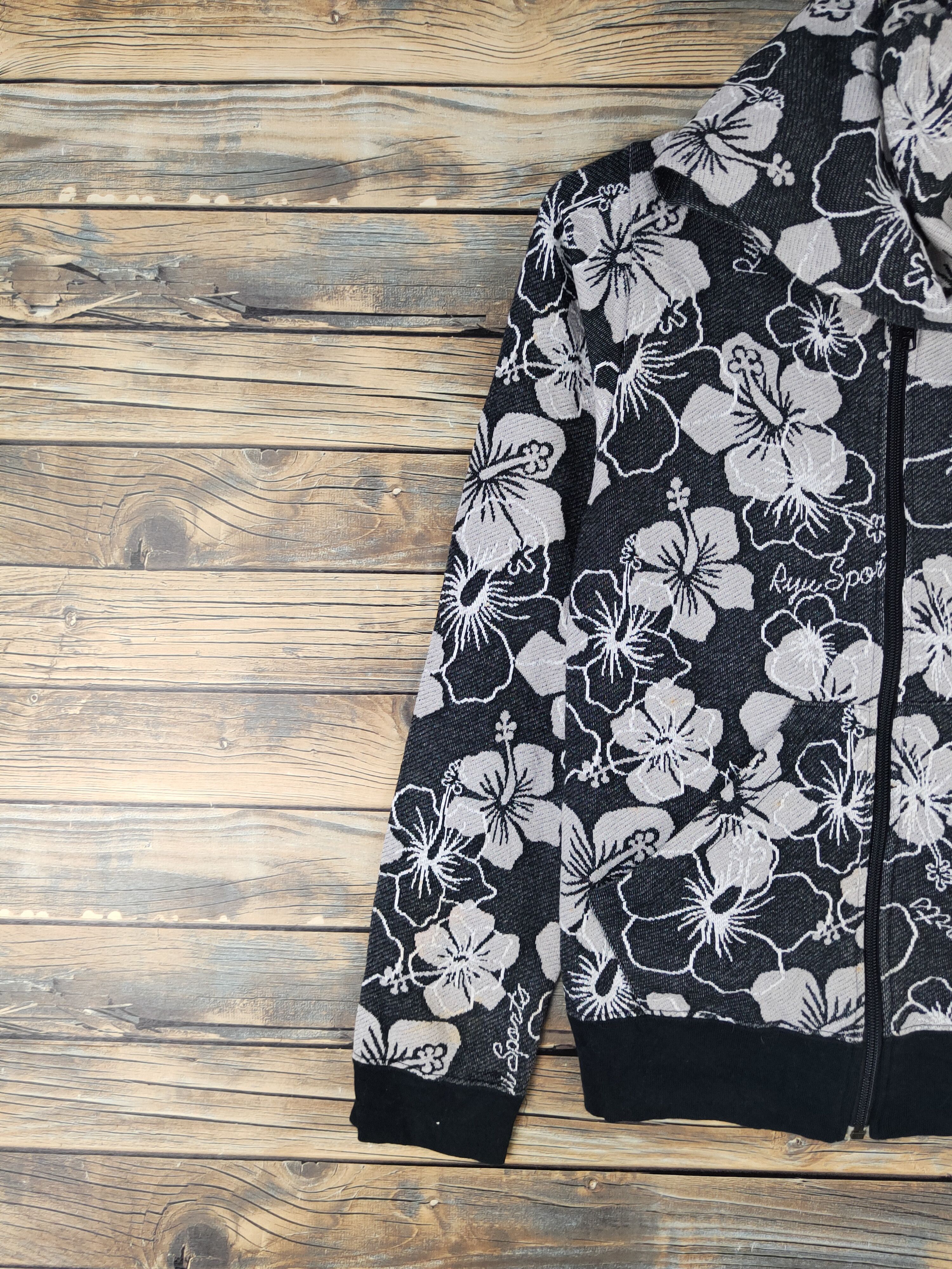 Japanese Brand × Vintage DL Ryu Sports Black Gray Hoodie Sweatshirts #2480 Size M / US 6-8 / IT 42-44 - 3 Thumbnail
