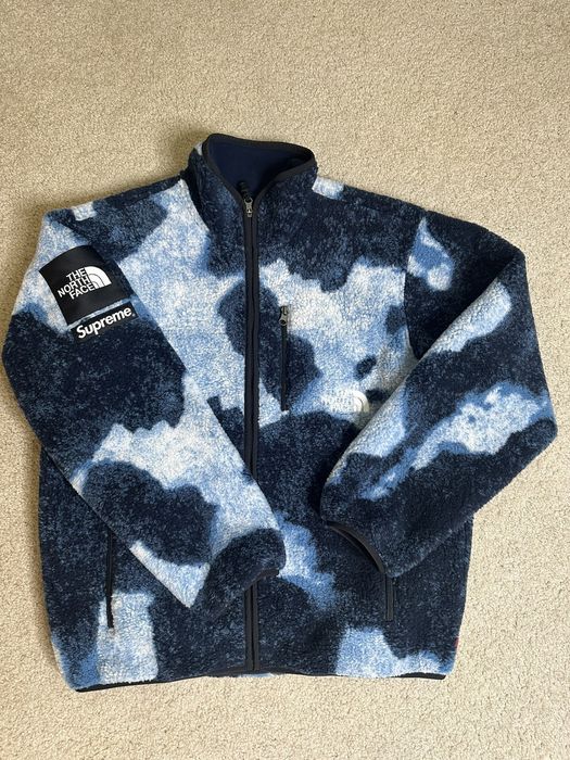 Supreme Supreme x The North Face Bleached Denim Print Fleece