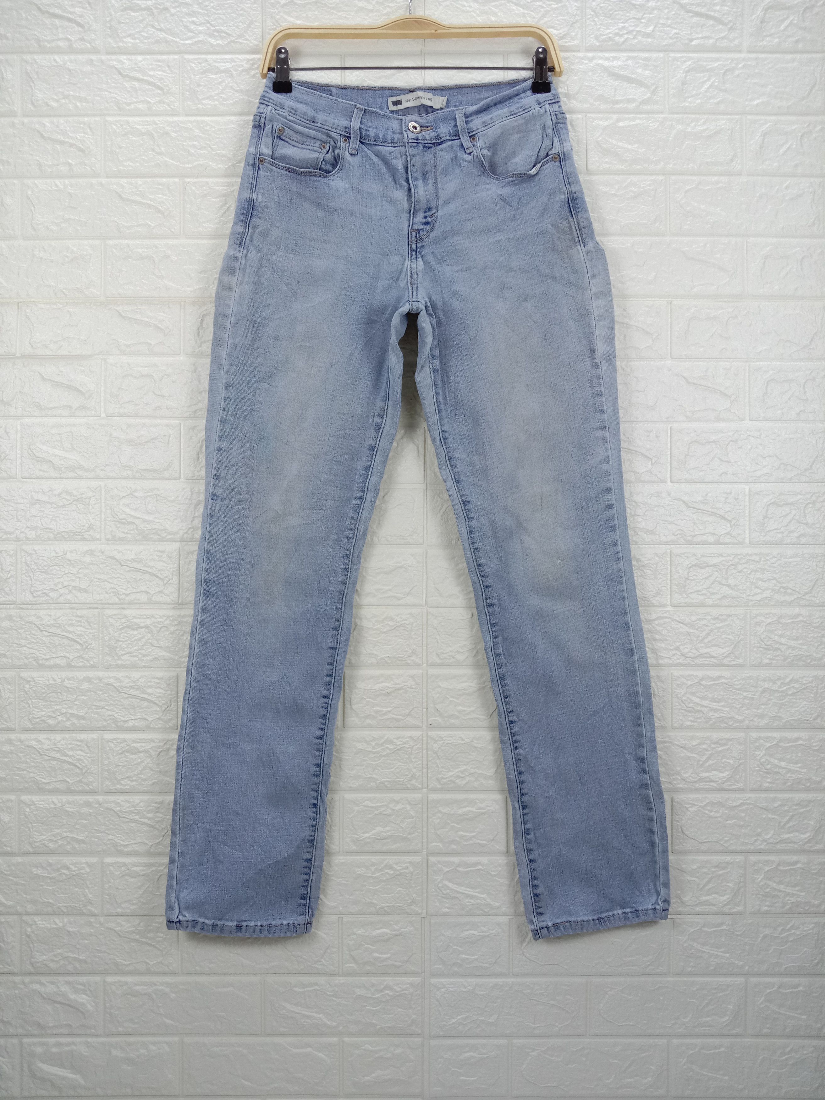 image of Levis x Levis Vintage Clothing Vintage Levi's 505 Light Wash Jeans Straight Leg Denim in Blue, Wome