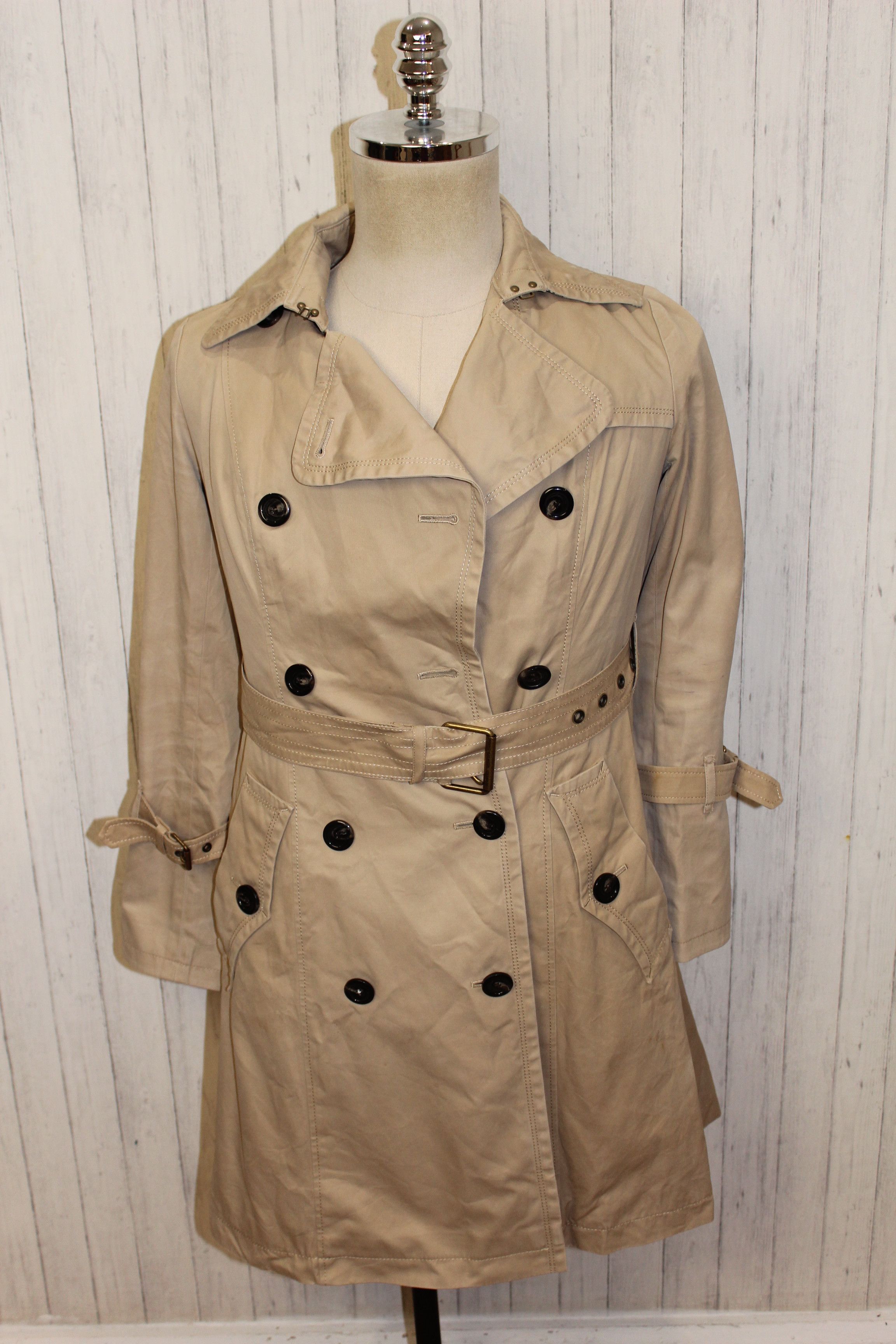 Burberry WOMEN'S BURBERRY Vintage Trench Coat Size M/L Size S / US 4 / IT 40 - 2 Thumbnail