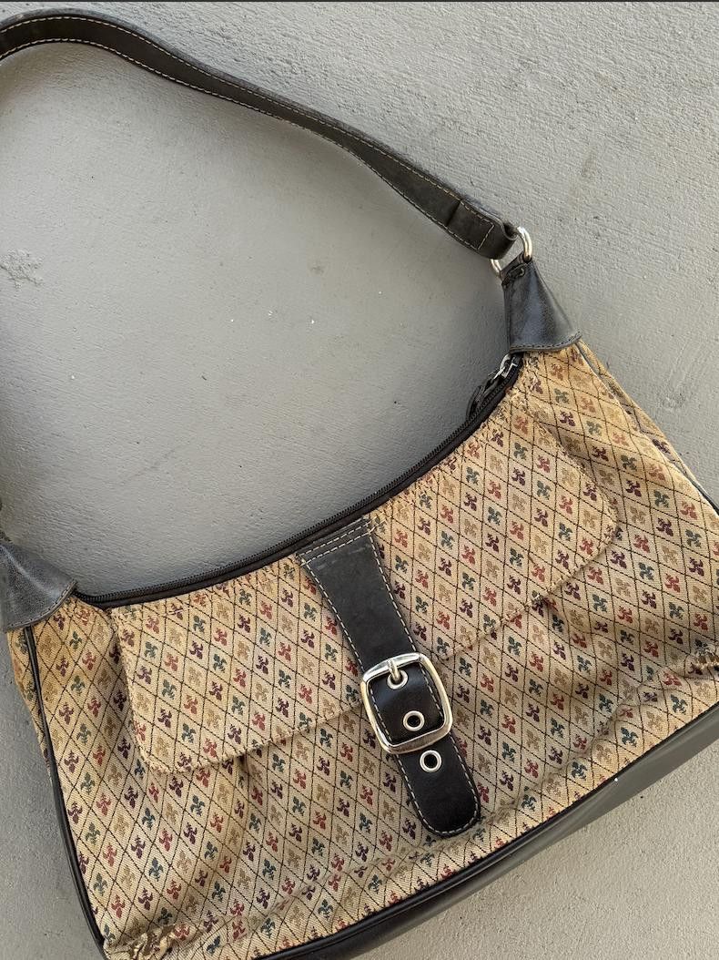 Designer Liz Claiborne Crazy Horse Shoulder Bag Size ONE SIZE - 2 Thumbnail