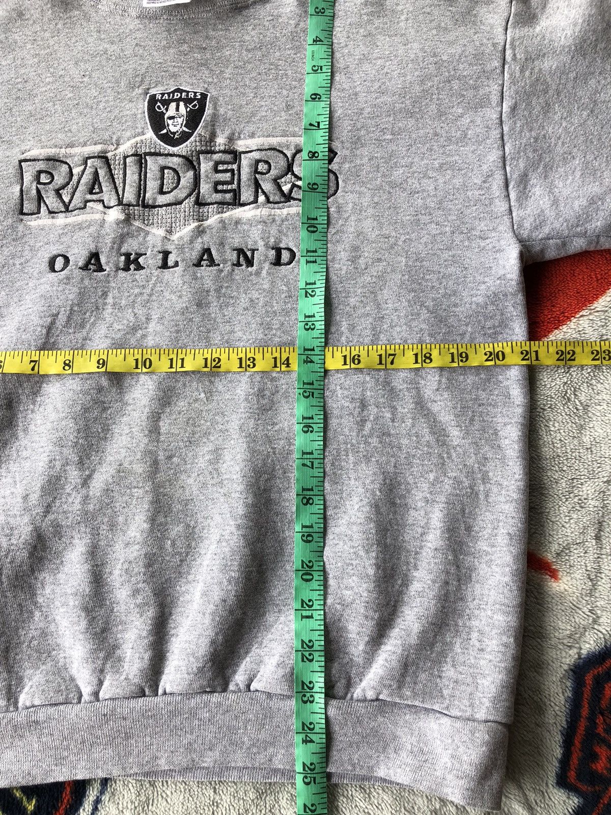 NFL × Vintage Vintage Oakland Raiders Embroidered Sweatshirt Size US M / EU 48-50 / 2 - 8 Thumbnail