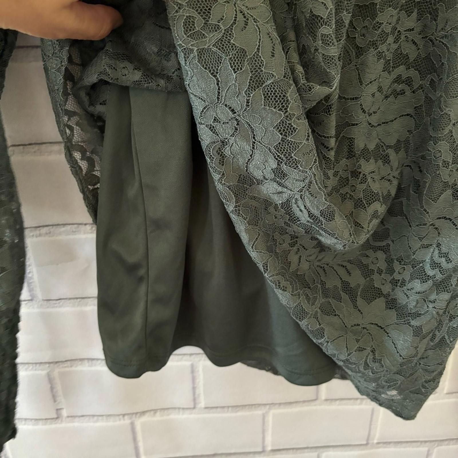 Other Elegant Olive Green Lace Long Sleeve Blouse with Ruffle Neck Size S / US 4 / IT 40 - 11 Thumbnail