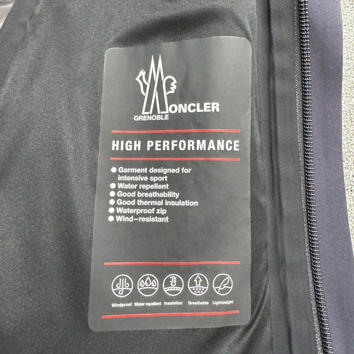 Moncler Moncler zip-stripe jacket M 98 new stained Size US M / EU 48-50 / 2 - 3 Thumbnail