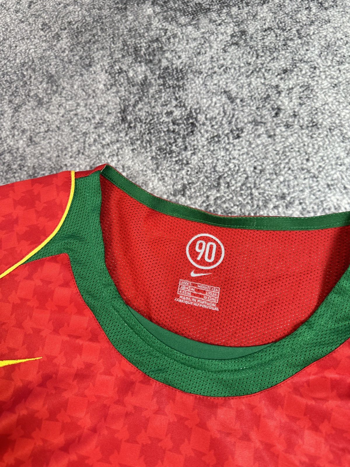 Nike Vintage Nike Portugal Soccer Jersey Blokecore Rare USA Style Size US L / EU 52-54 / 3 - 4 Thumbnail