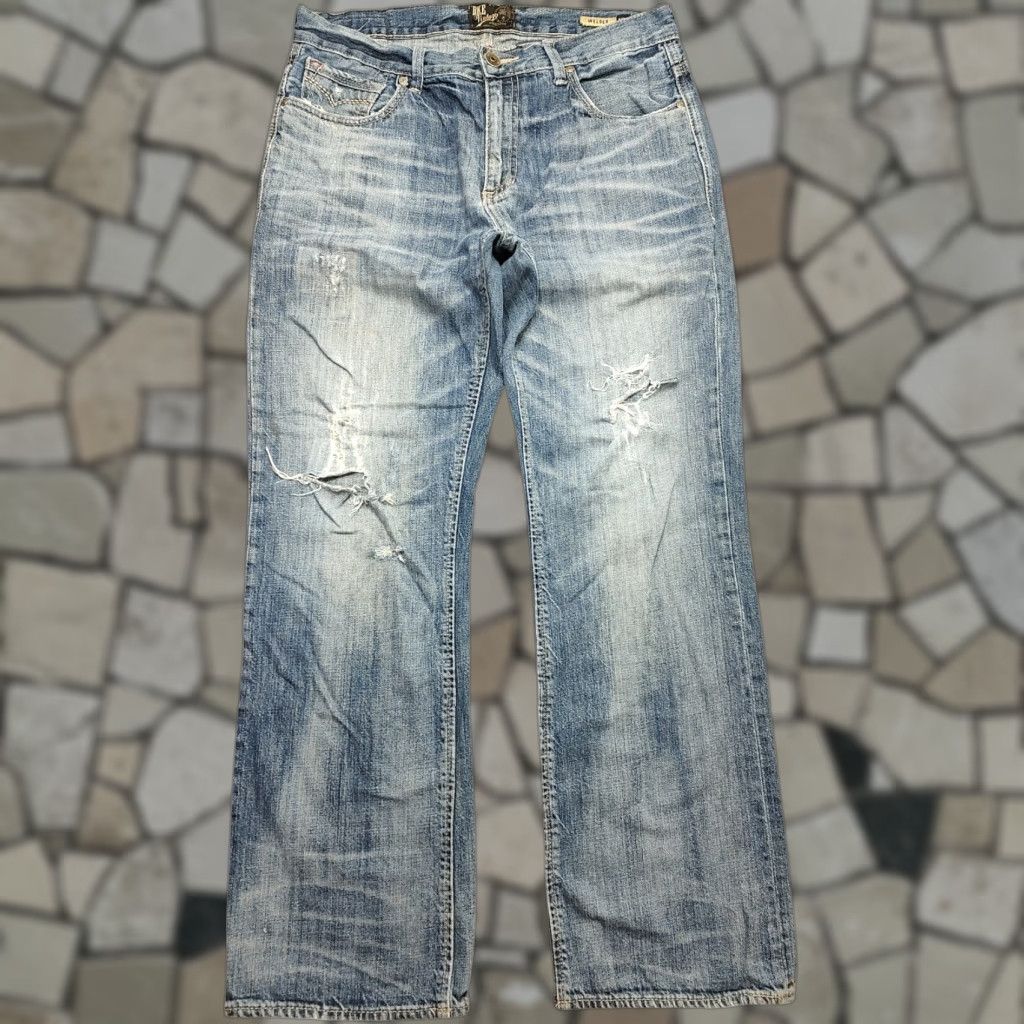 BKE VINTAGE BKE Jeans Distressed Welder Mens Tag 34x34 Faded Blue Relaxed Straight 5-Pocket Denim Cowboy USA Rock Button Zip Inseam 34 Cotton Size US 34 / EU 50 - 1 Thumbnail