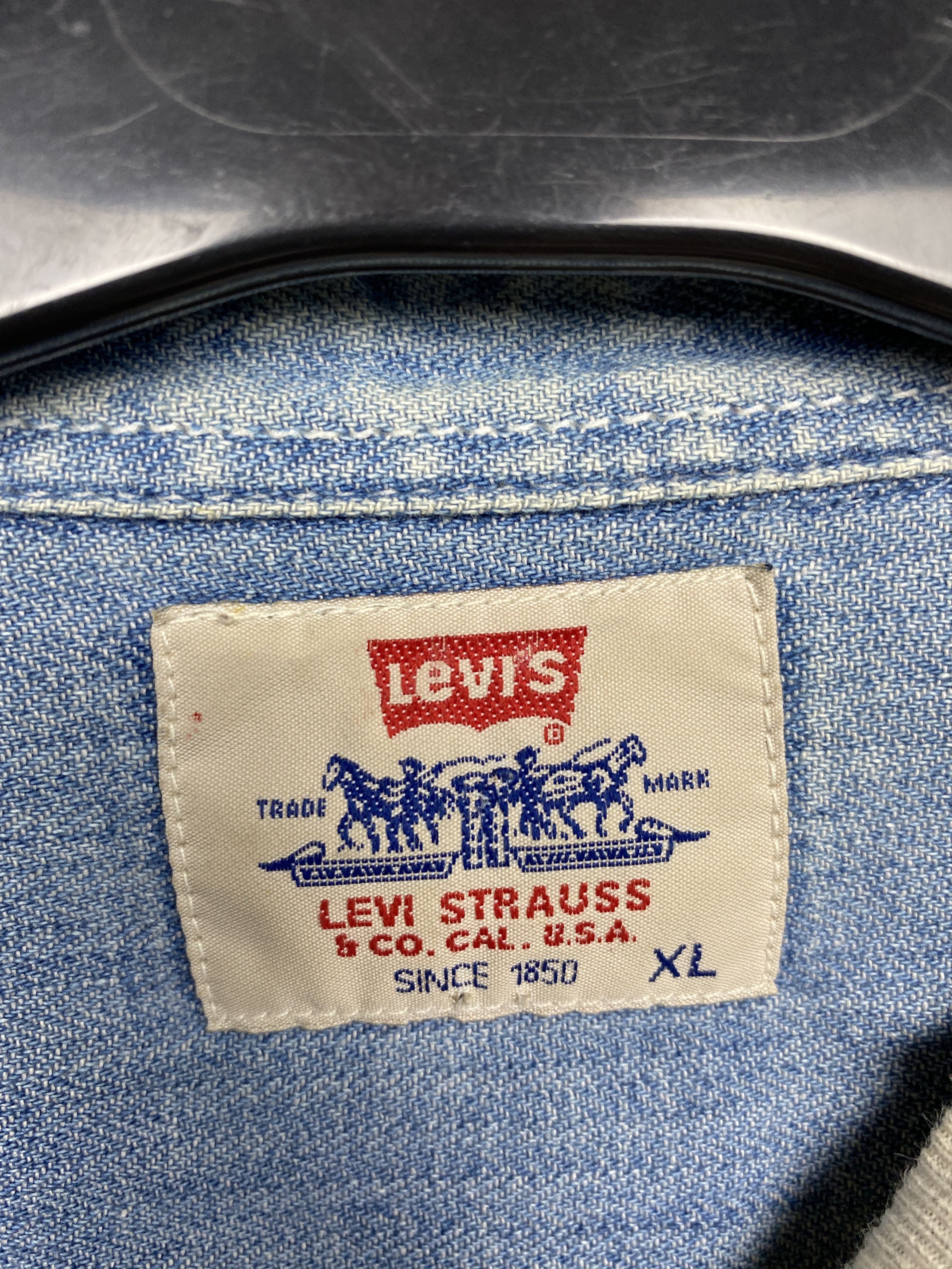 Levi's Levi's 90s Vintage Mens Denim Shirt Size US XL / EU 56 / 4 - 4 Thumbnail