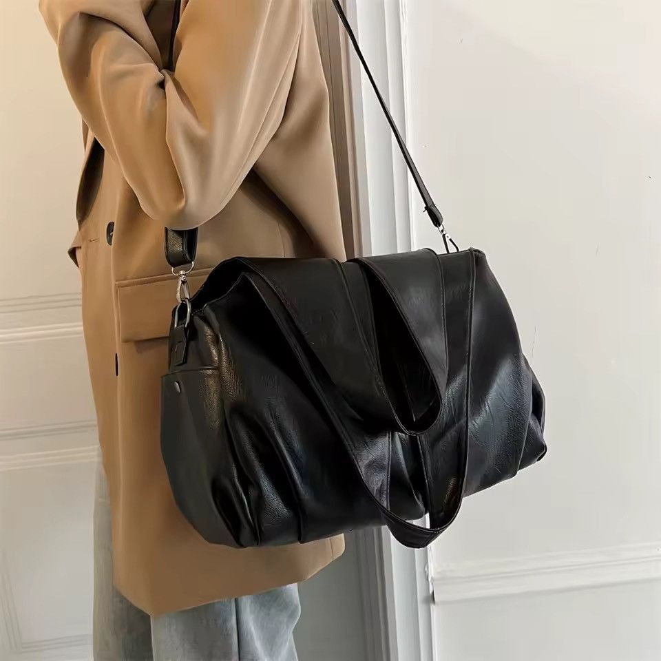 Other Casual Soft PU Leather Crossbody Designer Large Bag Size ONE SIZE - 4 Thumbnail
