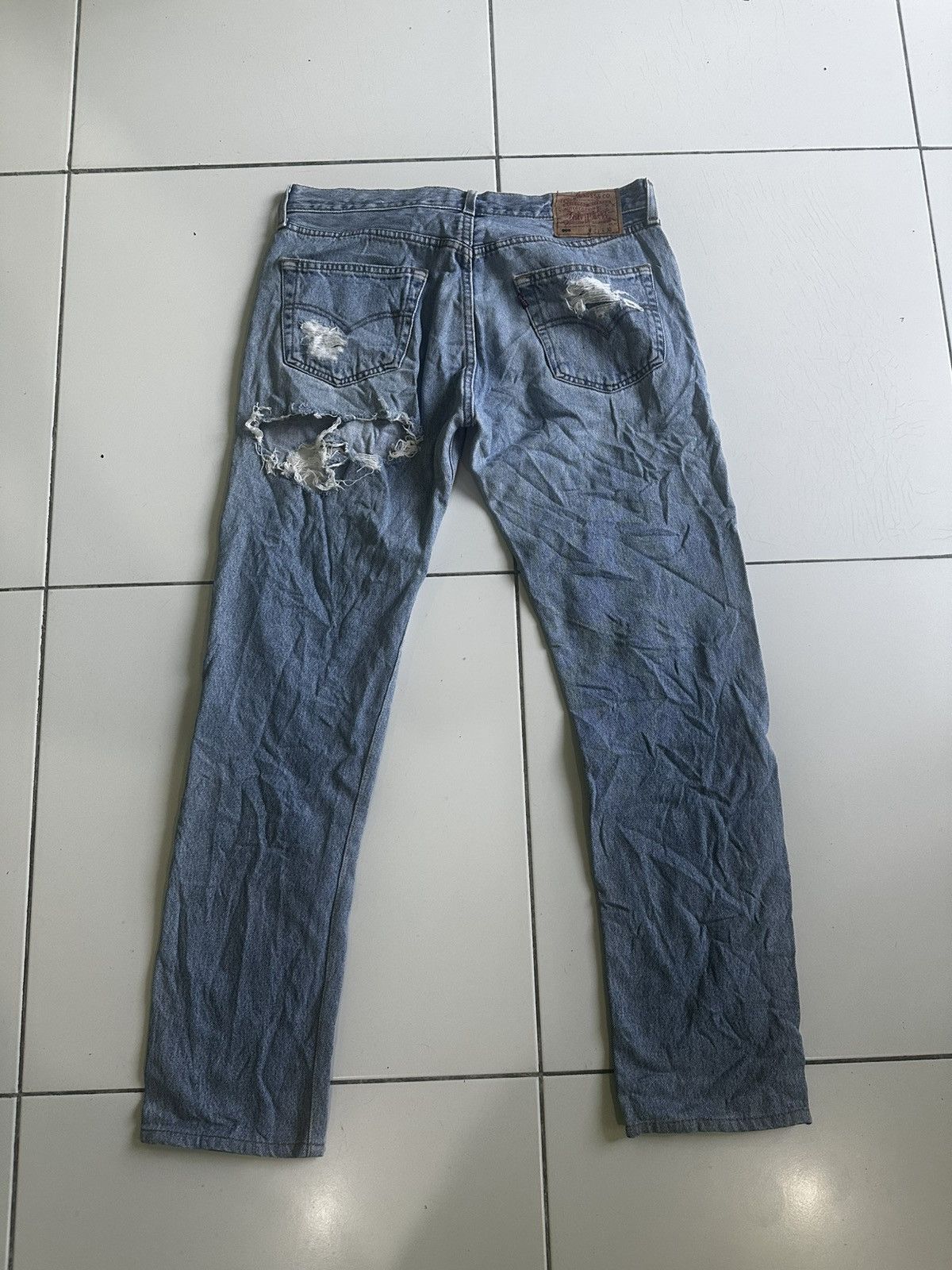 Levi's Vintage Clothing Vintage Levis Distressed 505 colour nice Size US 32 / EU 48 - 2 Thumbnail