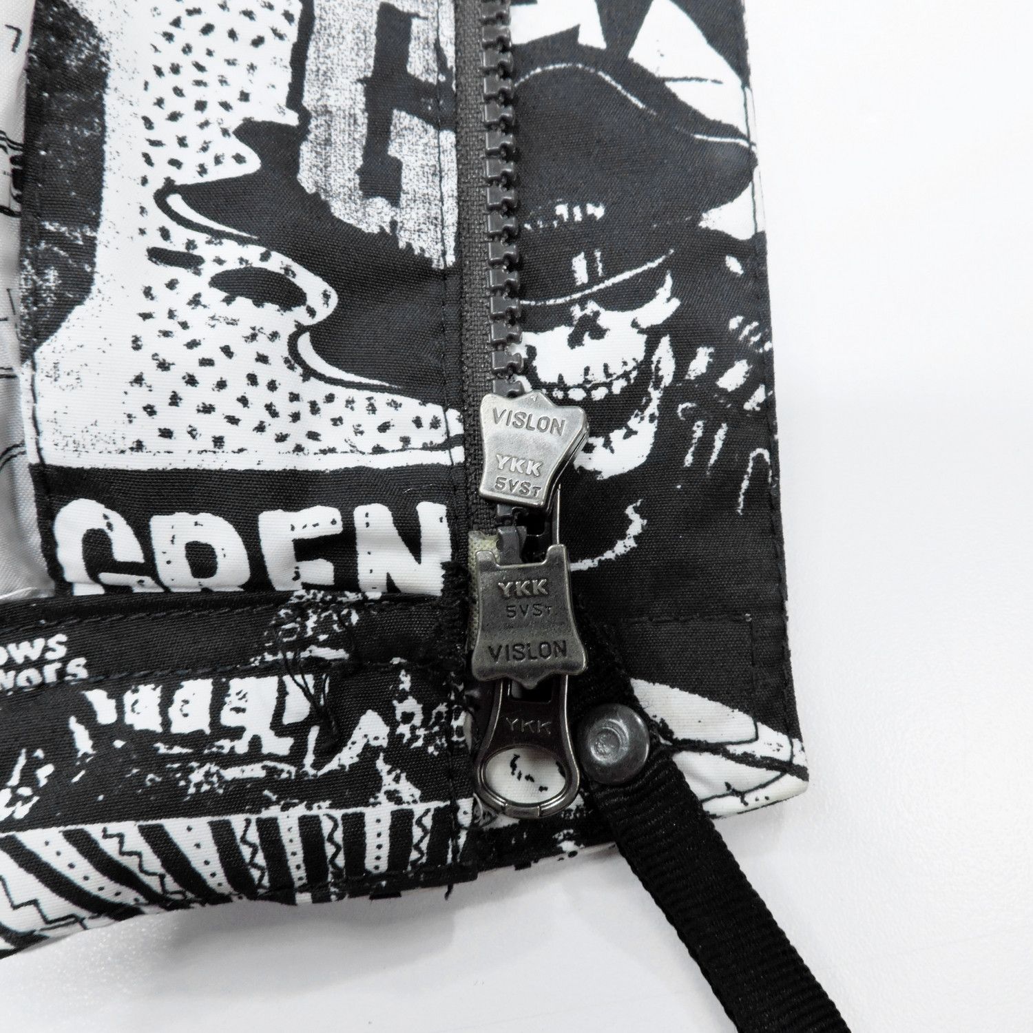 Grenade GRENADE FATIGUE PROJECT PUNK COLLAGE PRINT SNOWBOARD JACKET Size US M / EU 48-50 / 2 - 12 Thumbnail